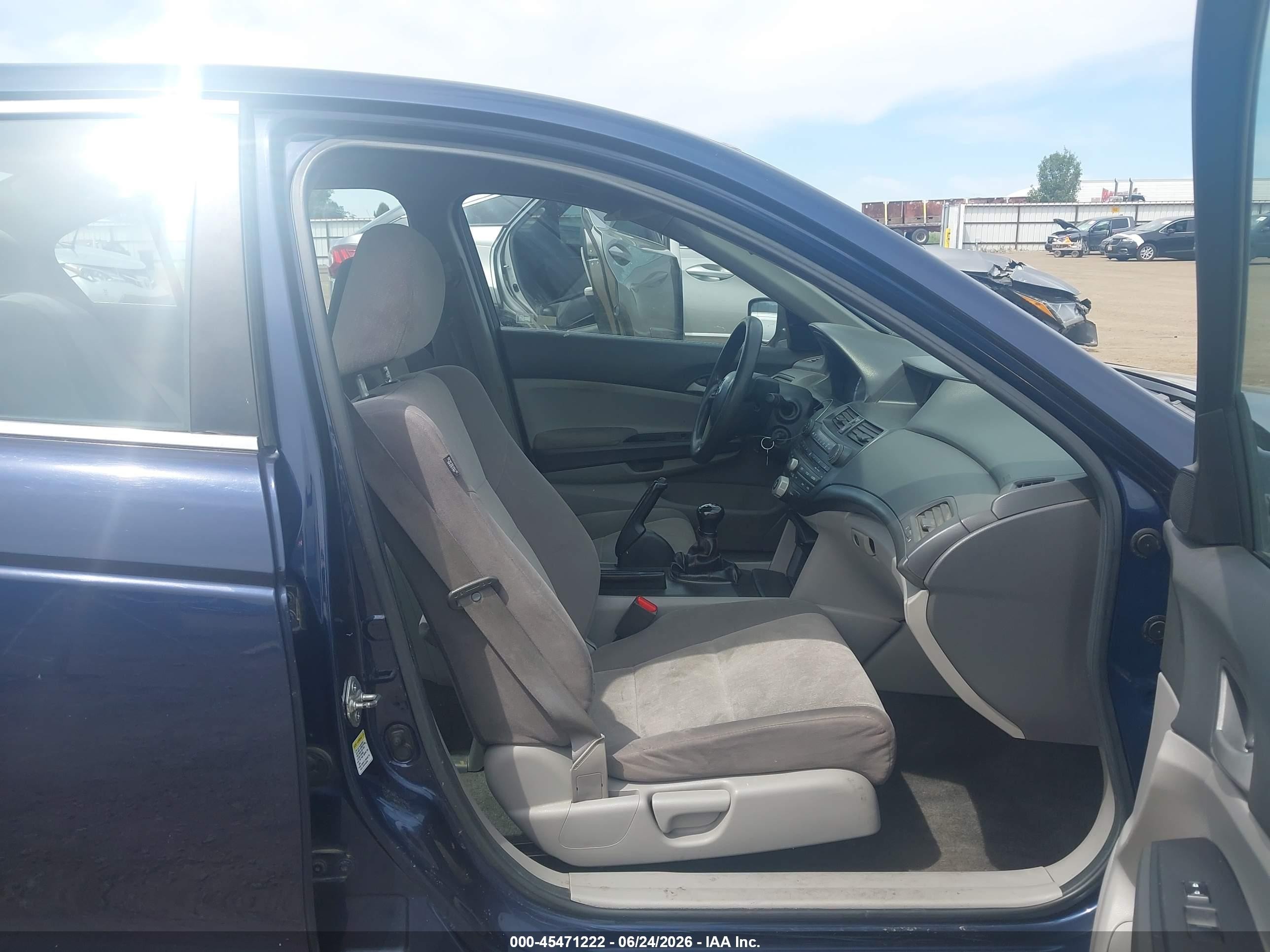 2010 Honda Accord 2.4 Lx Dark Blue vin: 1HGCP2E34AA069035