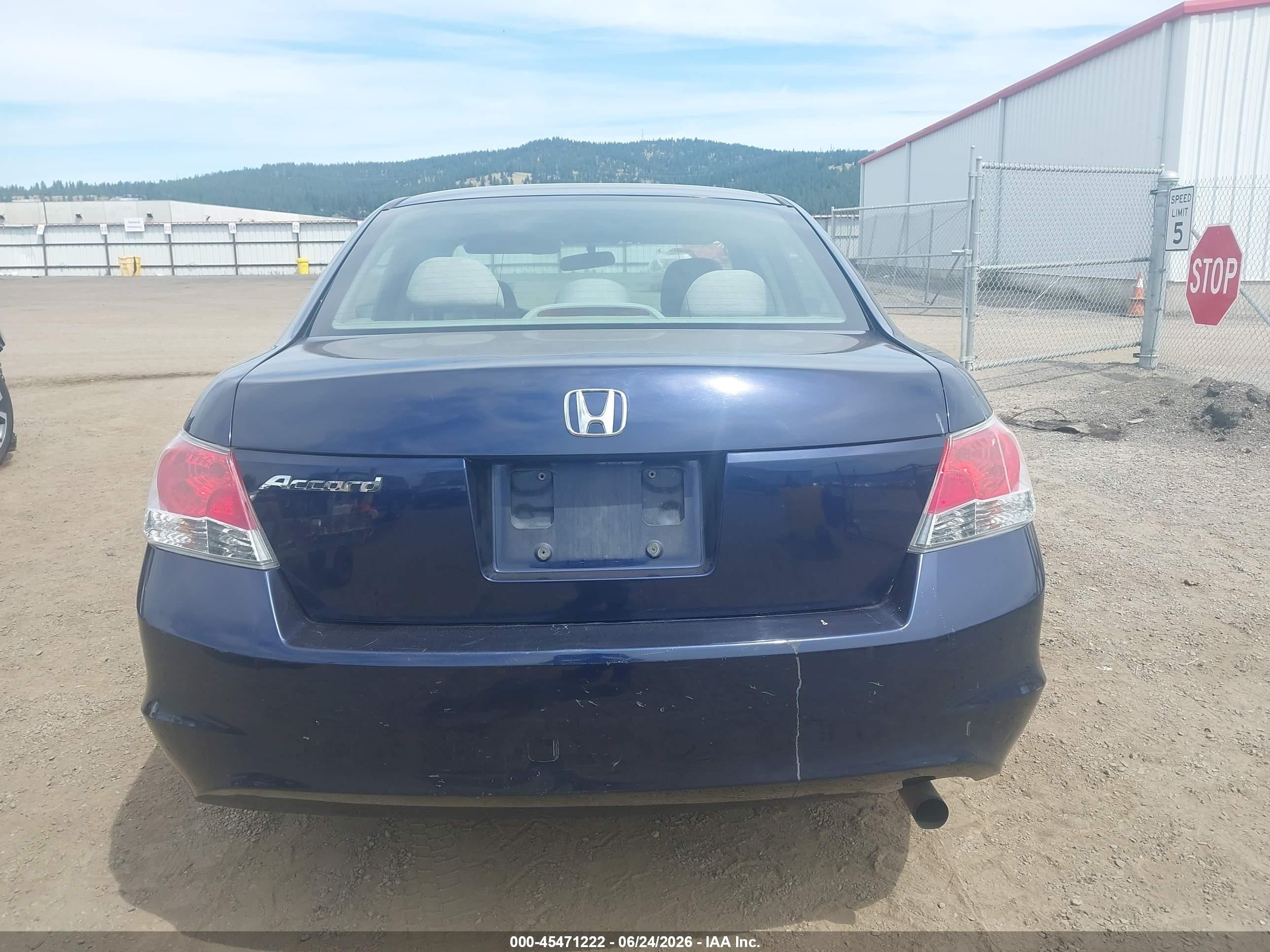 2010 Honda Accord 2.4 Lx Dark Blue vin: 1HGCP2E34AA069035