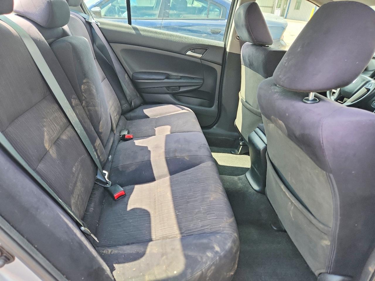 2011 Honda Accord Lx Silver vin: 1HGCP2E34BA149467