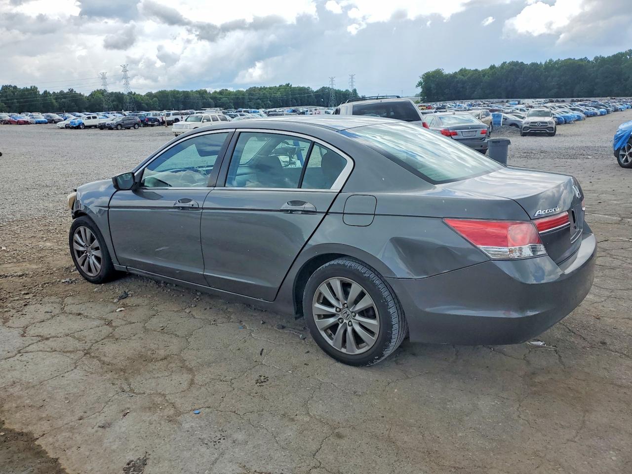 2011 Honda Accord Ex Gray vin: 1HGCP2E72BA047782