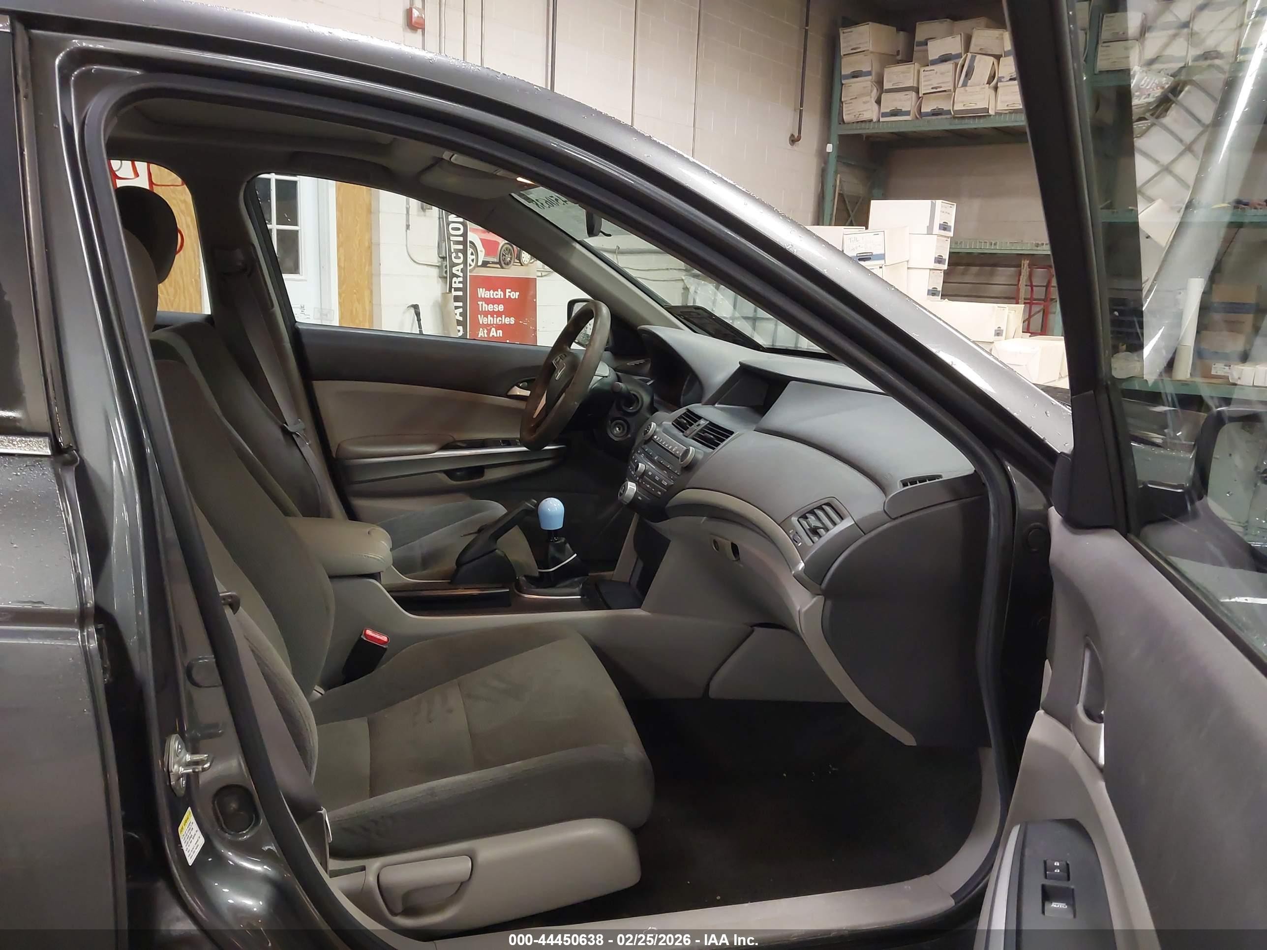 2010 Honda Accord 2.4 Ex Gray vin: 1HGCP2E73AA027717