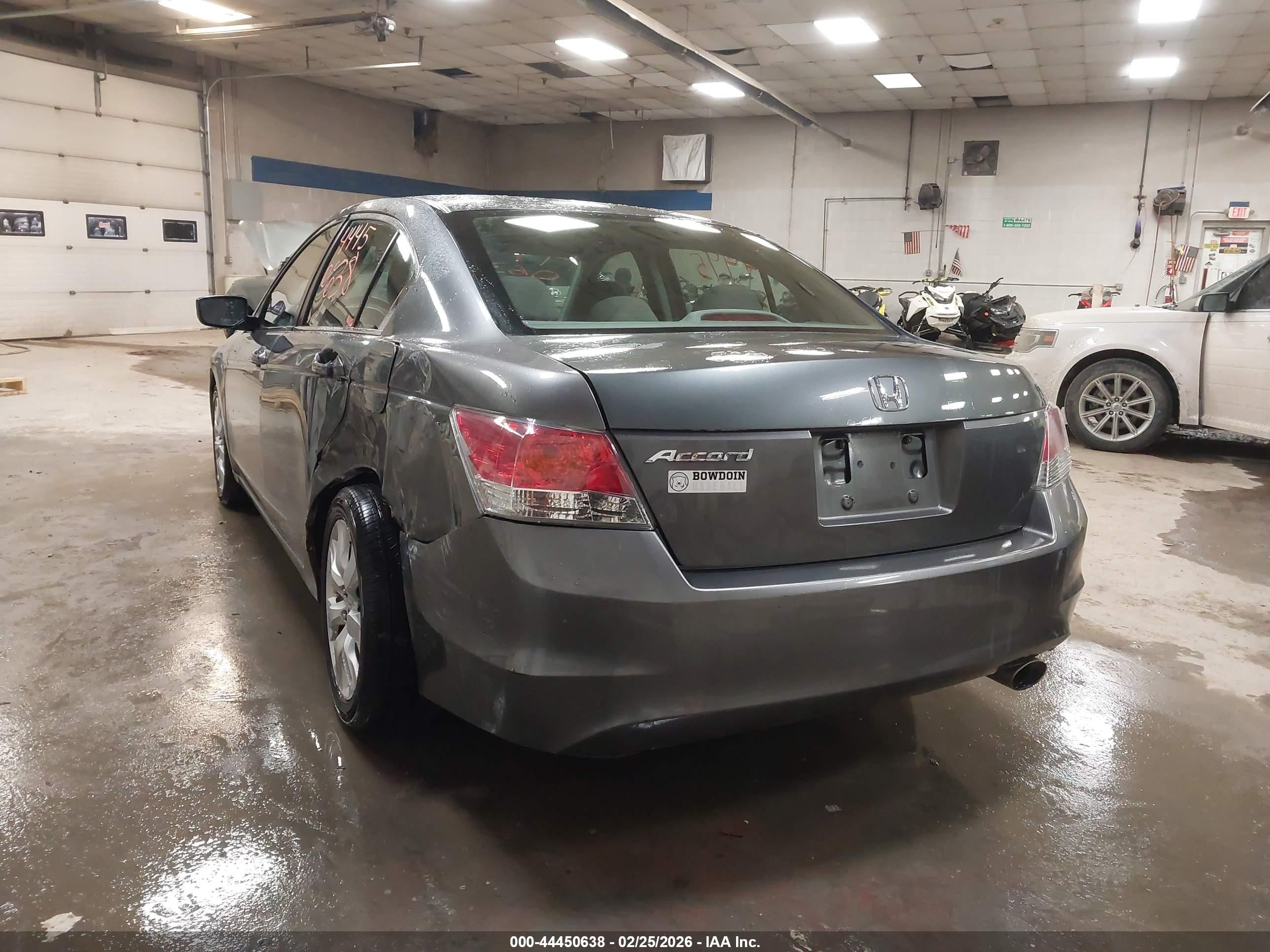 2010 Honda Accord 2.4 Ex Gray vin: 1HGCP2E73AA027717