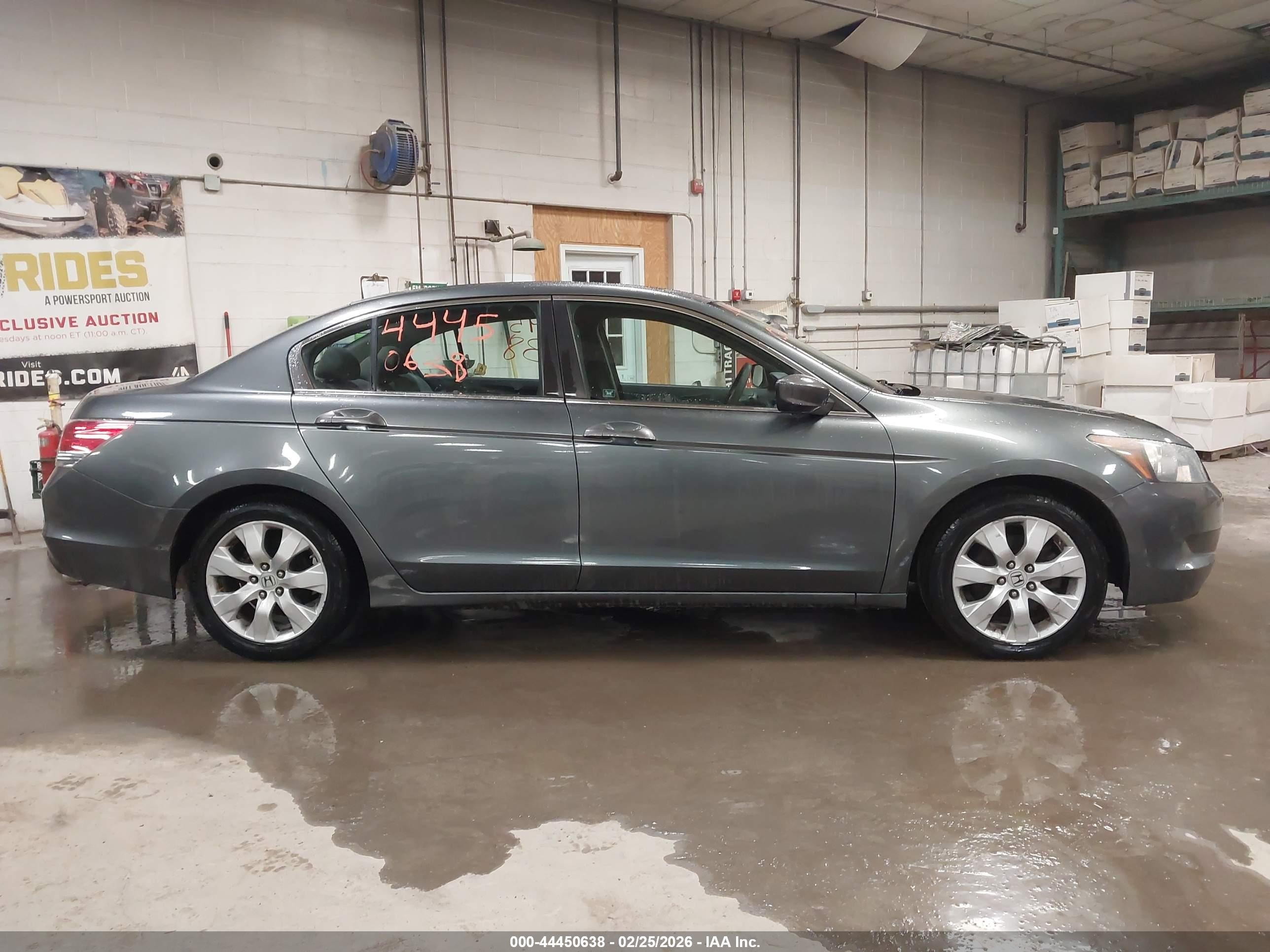 2010 Honda Accord 2.4 Ex Gray vin: 1HGCP2E73AA027717