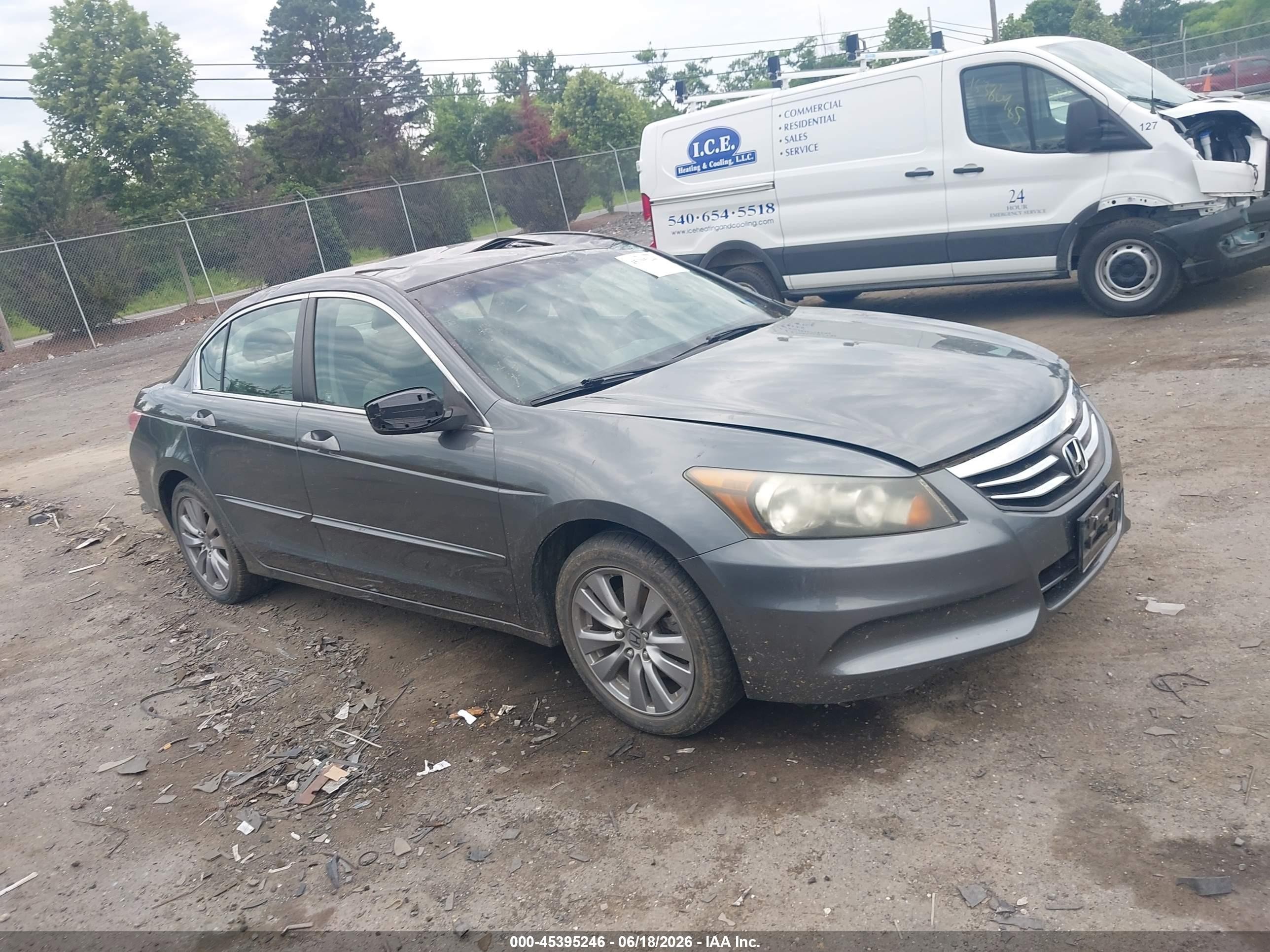 2011 Honda Accord 2.4 Ex Gray vin: 1HGCP2E73BA157613