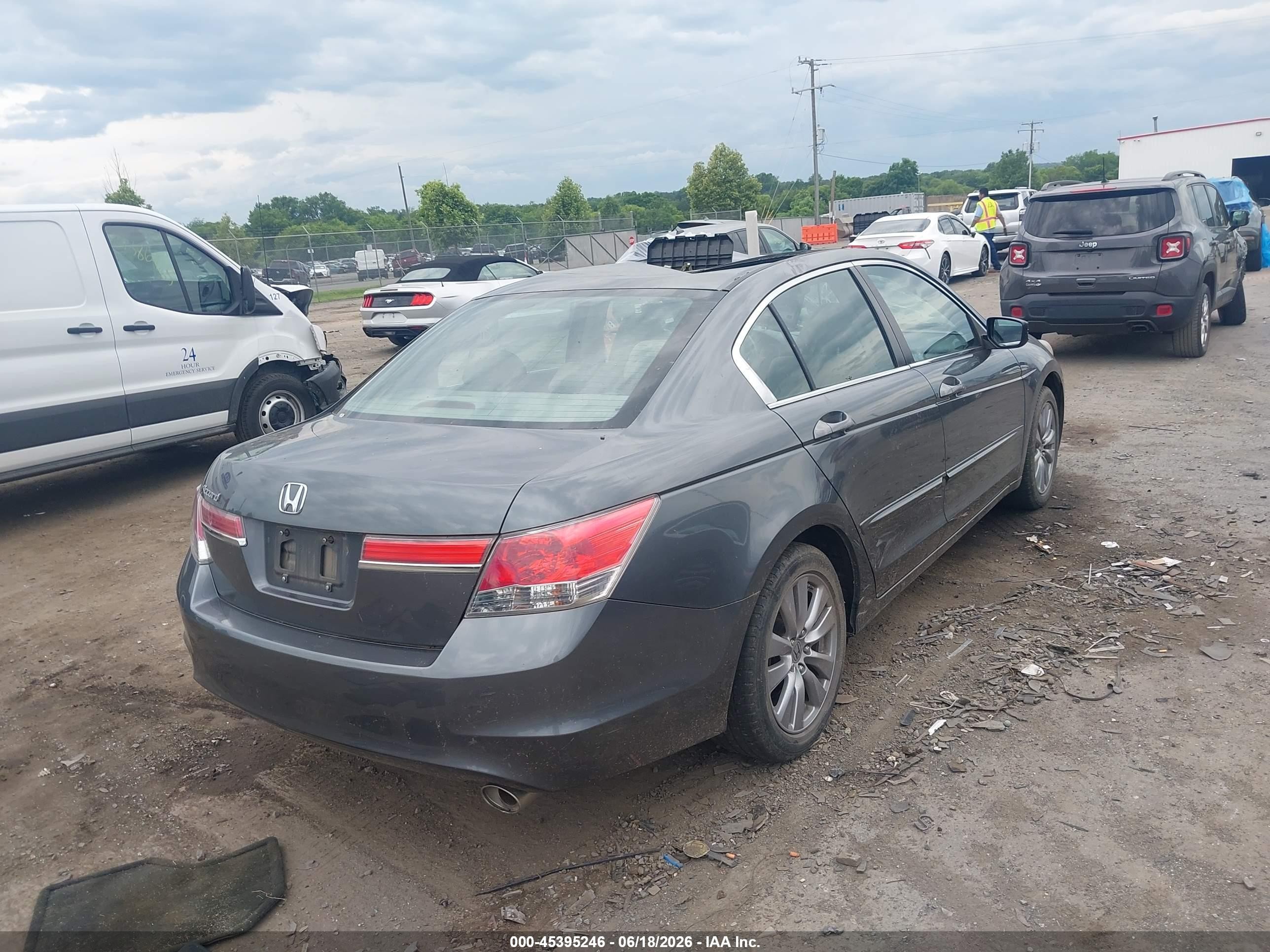 2011 Honda Accord 2.4 Ex Gray vin: 1HGCP2E73BA157613