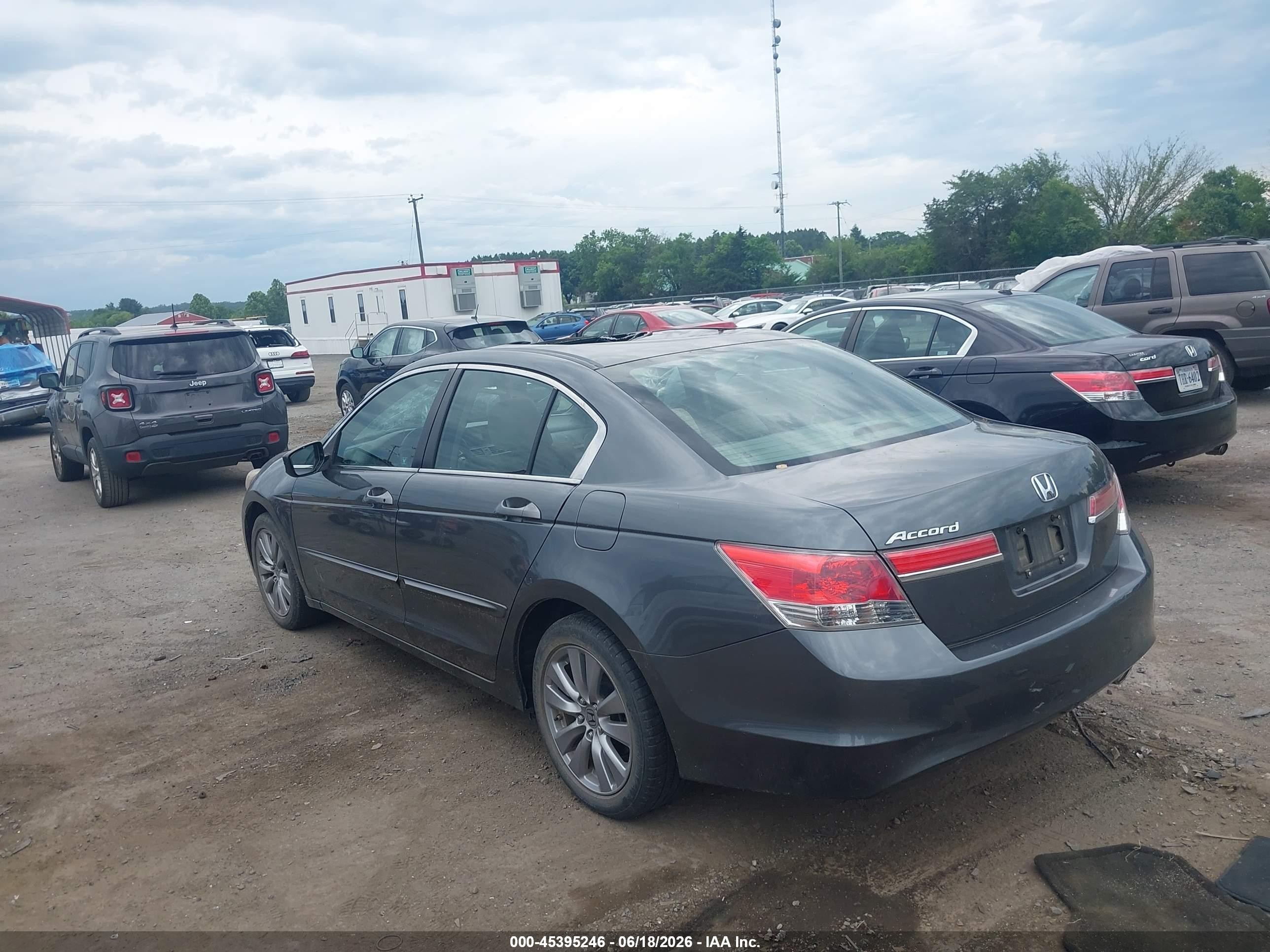 2011 Honda Accord 2.4 Ex Gray vin: 1HGCP2E73BA157613