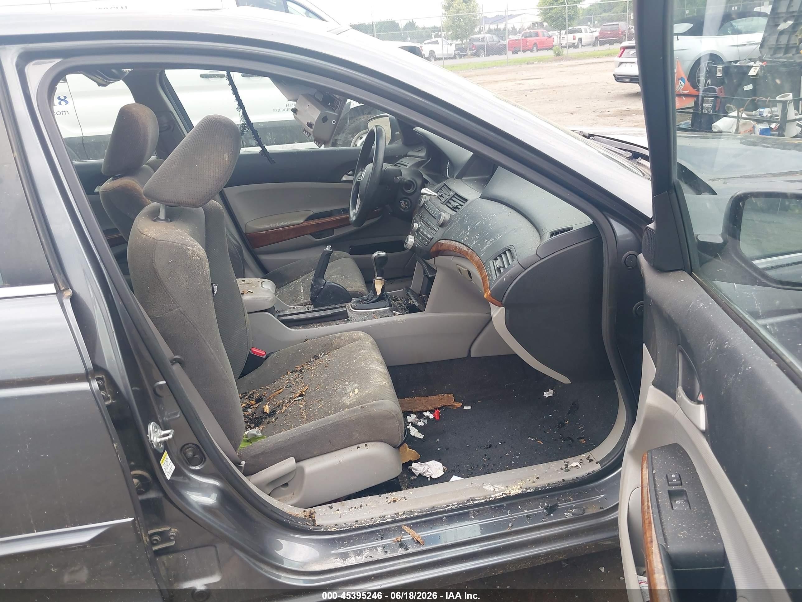 2011 Honda Accord 2.4 Ex Gray vin: 1HGCP2E73BA157613