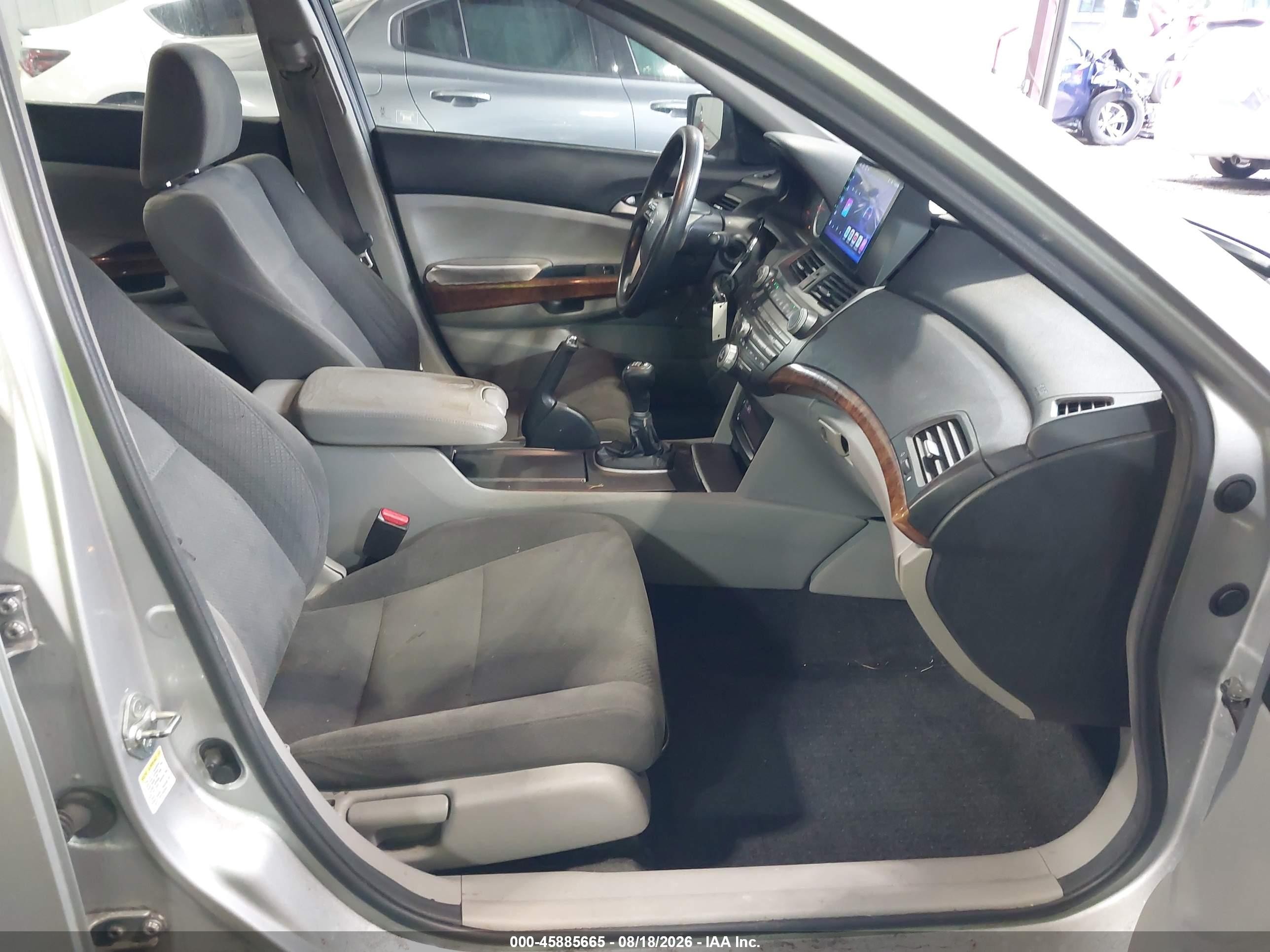 2012 Honda Accord 2.4 Ex Silver vin: 1HGCP2E73CA001587