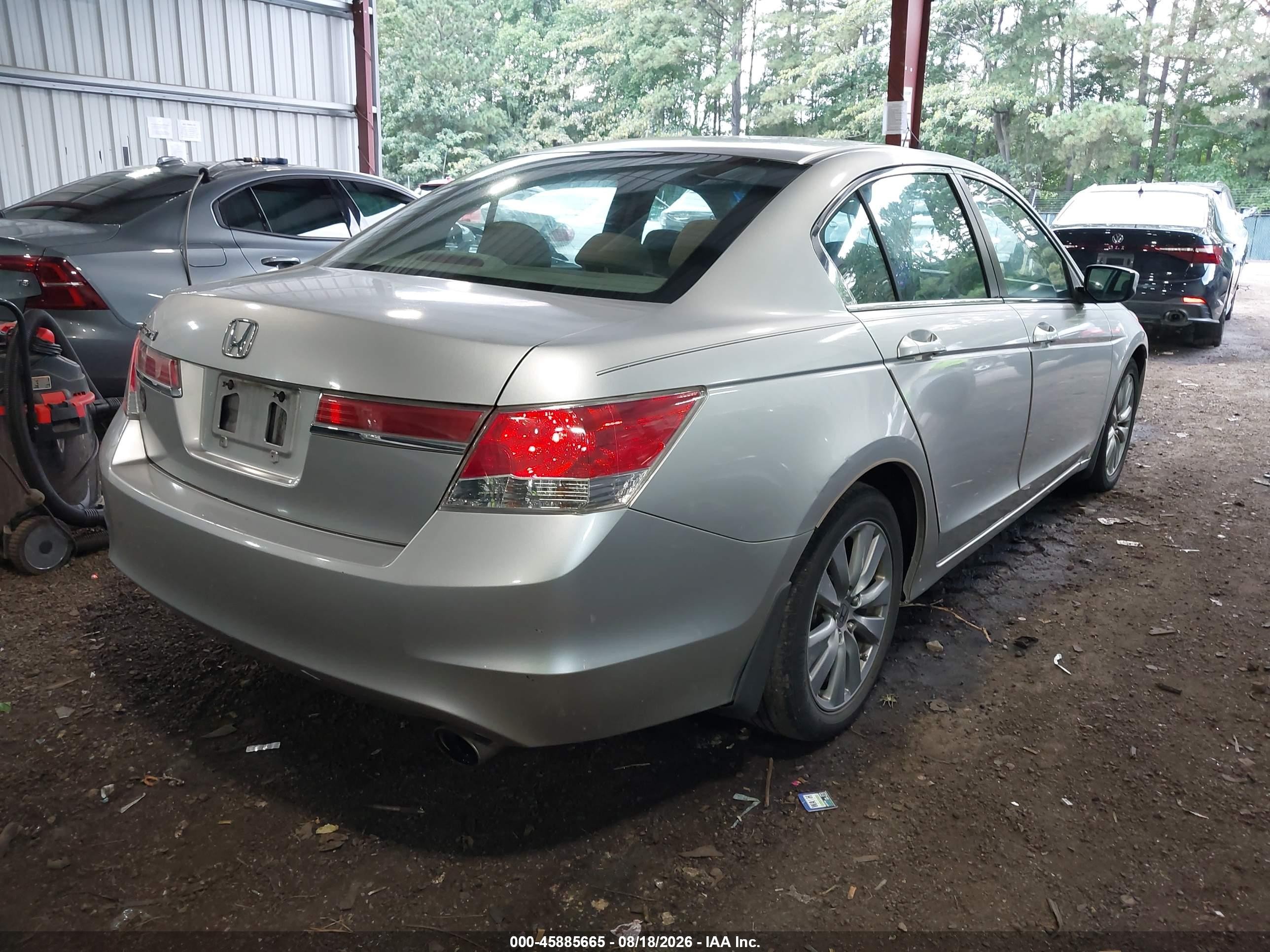 2012 Honda Accord 2.4 Ex Silver vin: 1HGCP2E73CA001587