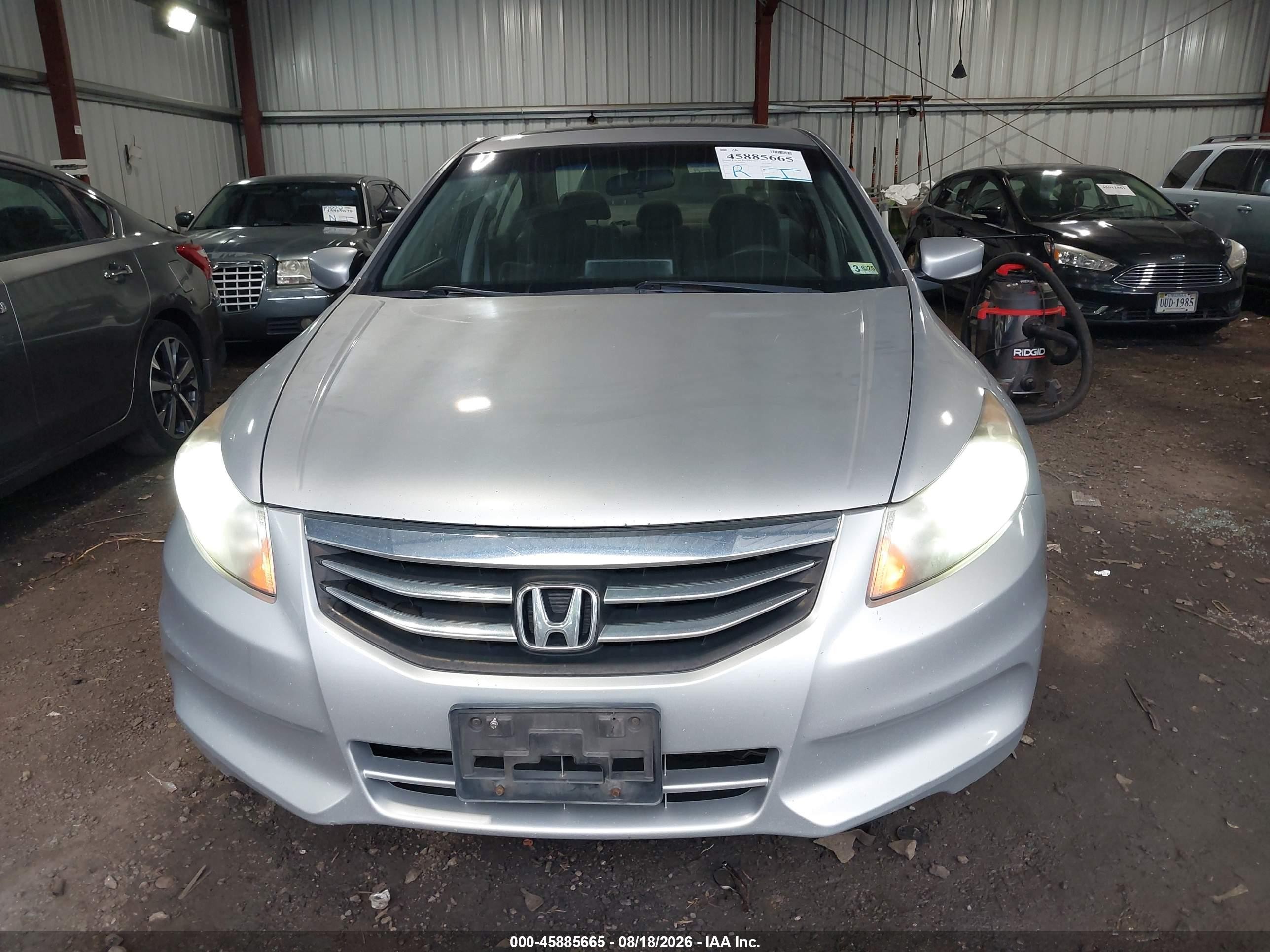2012 Honda Accord 2.4 Ex Silver vin: 1HGCP2E73CA001587