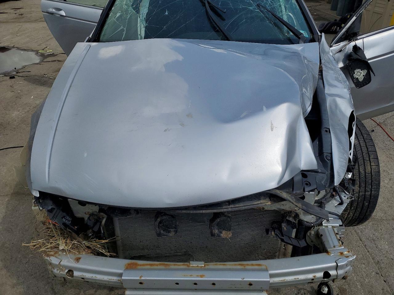 2010 Honda Accord Ex Silver vin: 1HGCP2E79AA106924