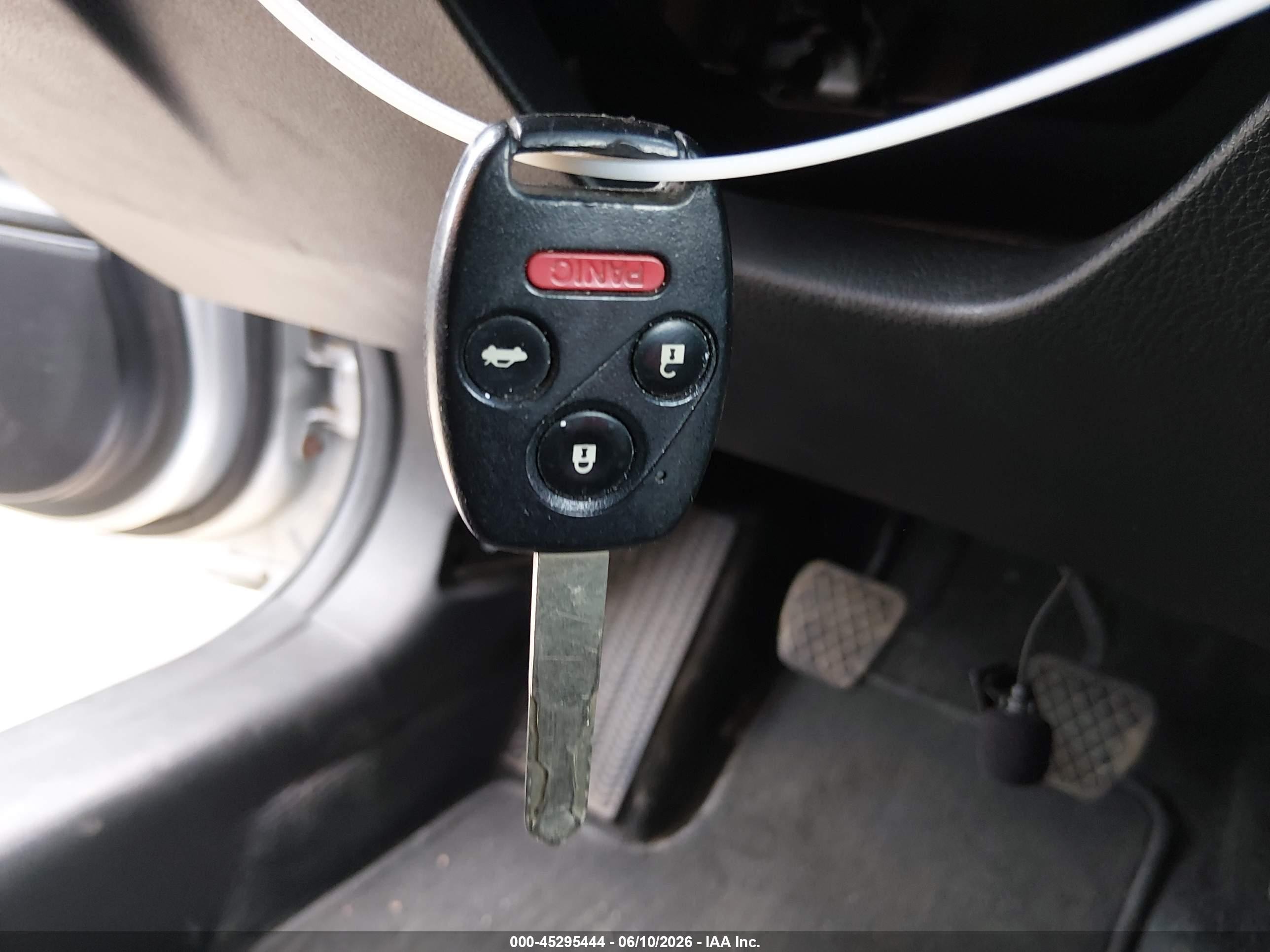 2011 Honda Accord 2.4 Ex Silver vin: 1HGCP2E7XBA157608