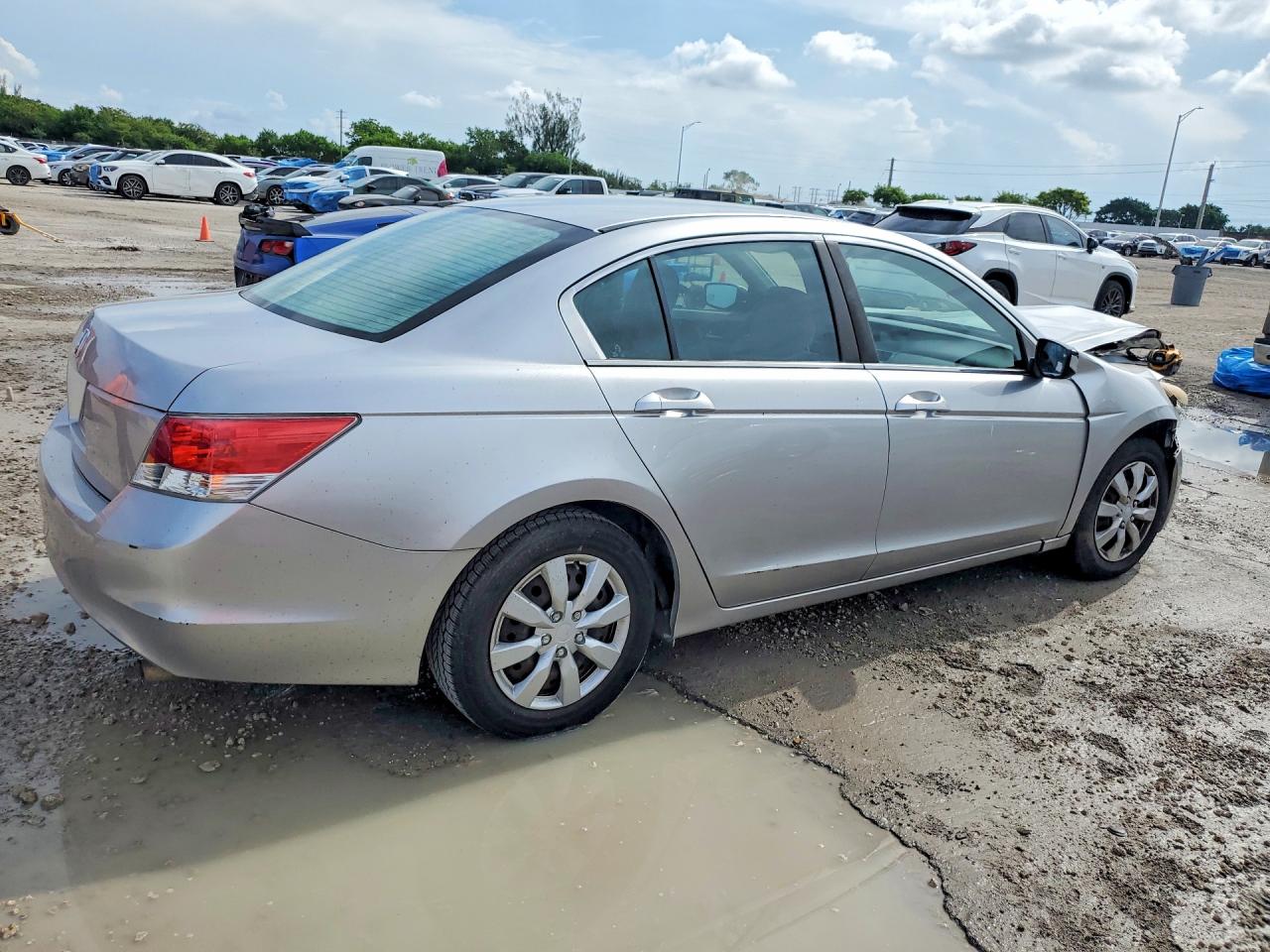 2010 Honda Accord Lx Silver vin: 1HGCP2F30AA021207