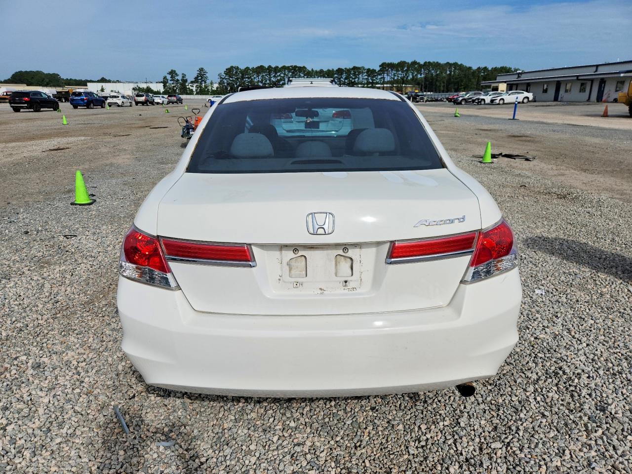 2010 Honda Accord Lx White vin: 1HGCP2F30AA103292