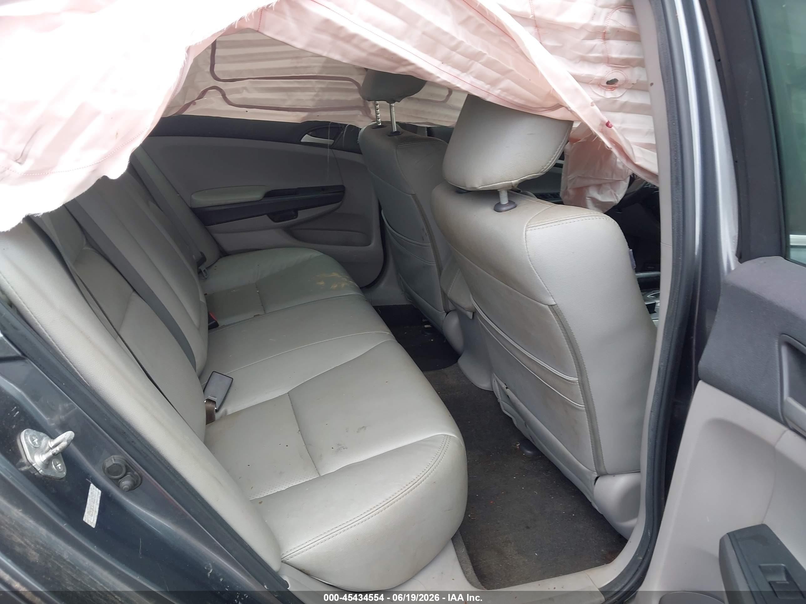 2010 Honda Accord 2.4 Lx Black vin: 1HGCP2F30AA117077