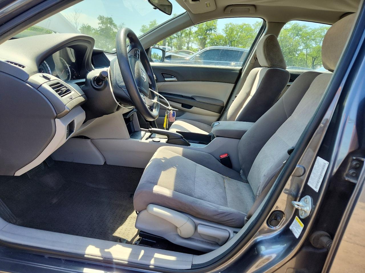 2010 Honda Accord Lx Gray vin: 1HGCP2F30AA120593