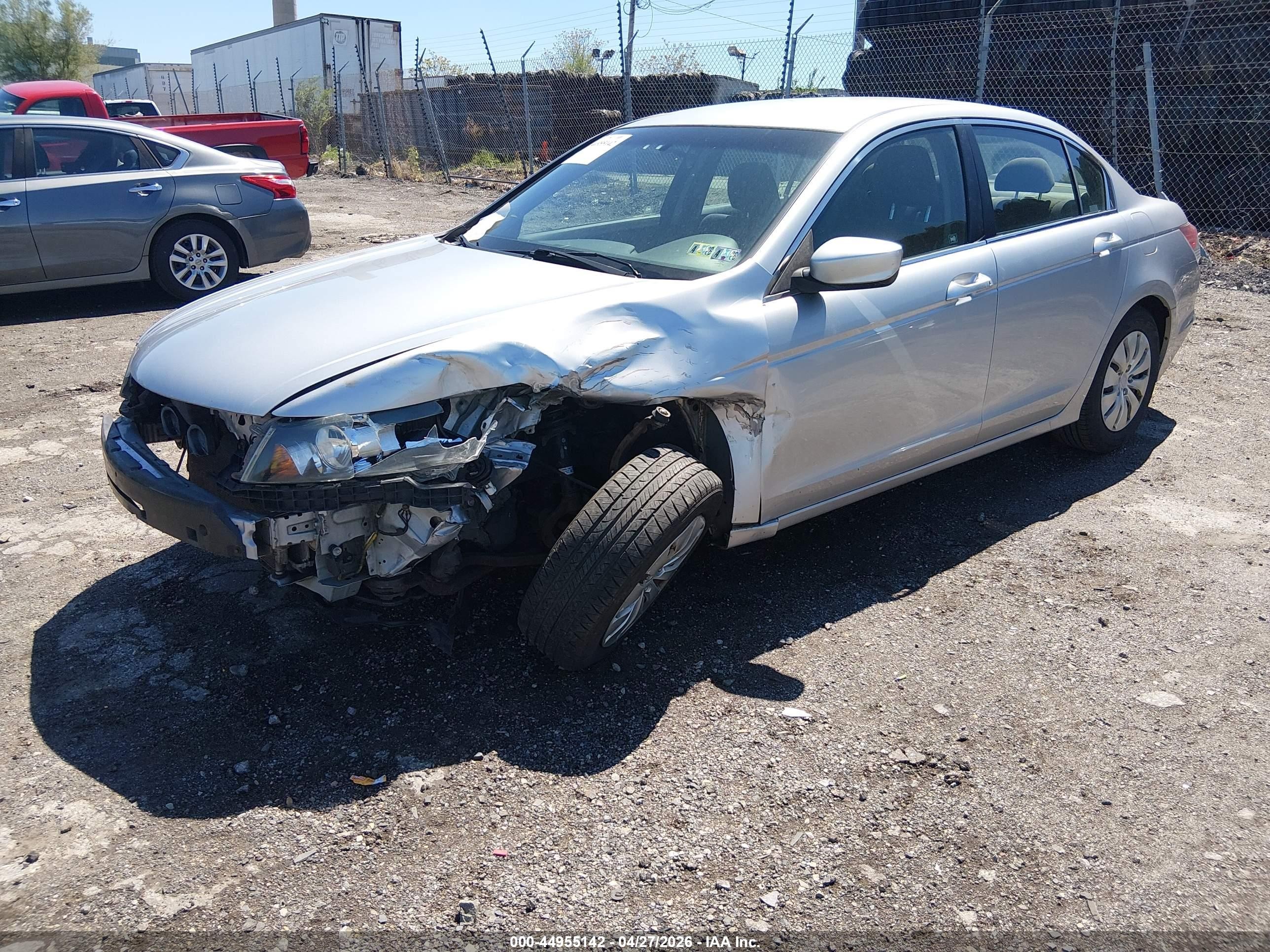 2010 Honda Accord 2.4 Lx Silver vin: 1HGCP2F30AA139306
