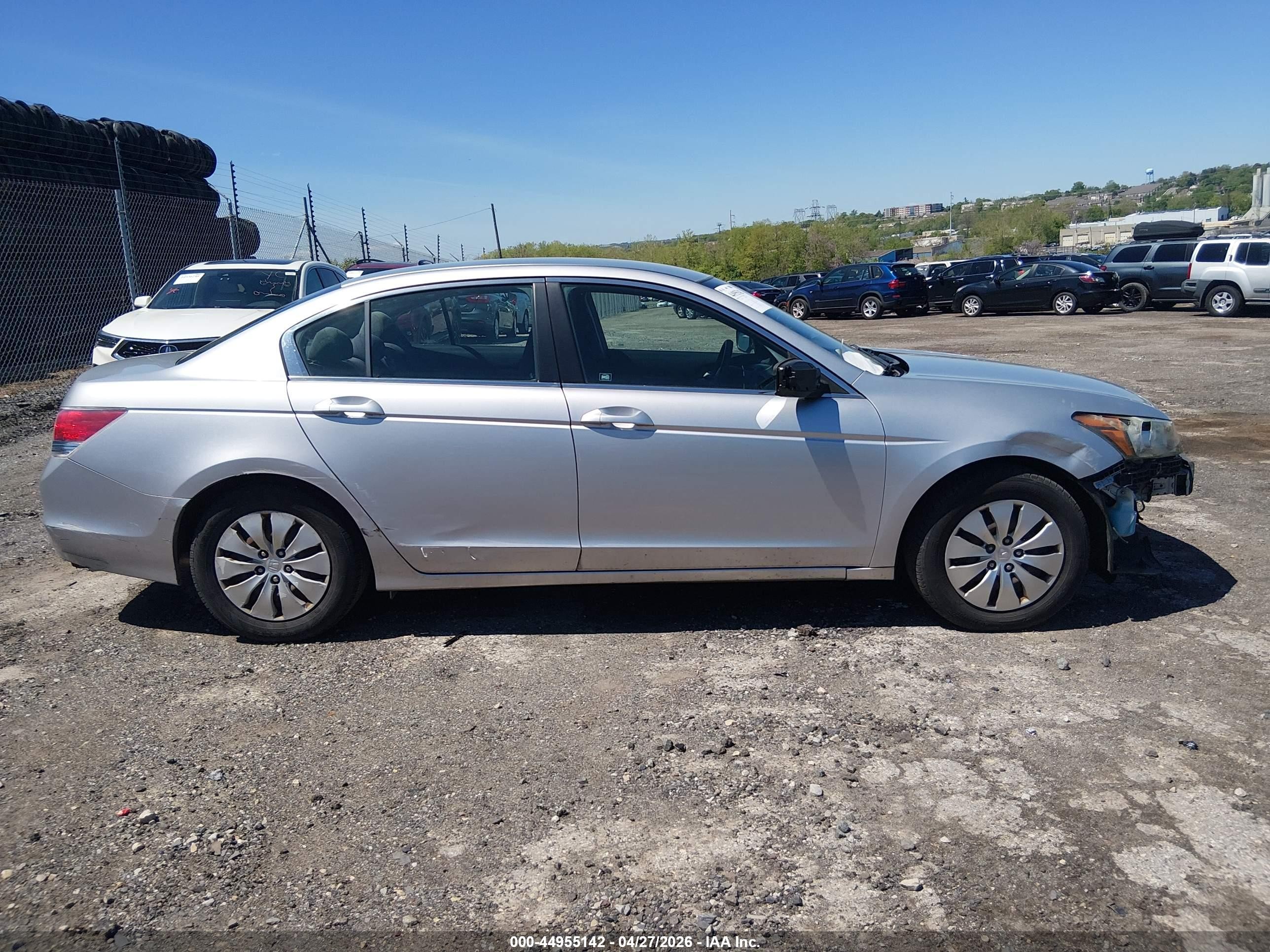 2010 Honda Accord 2.4 Lx Silver vin: 1HGCP2F30AA139306