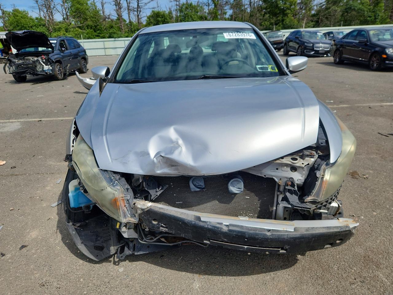 2010 Honda Accord Lx Silver vin: 1HGCP2F30AA149771