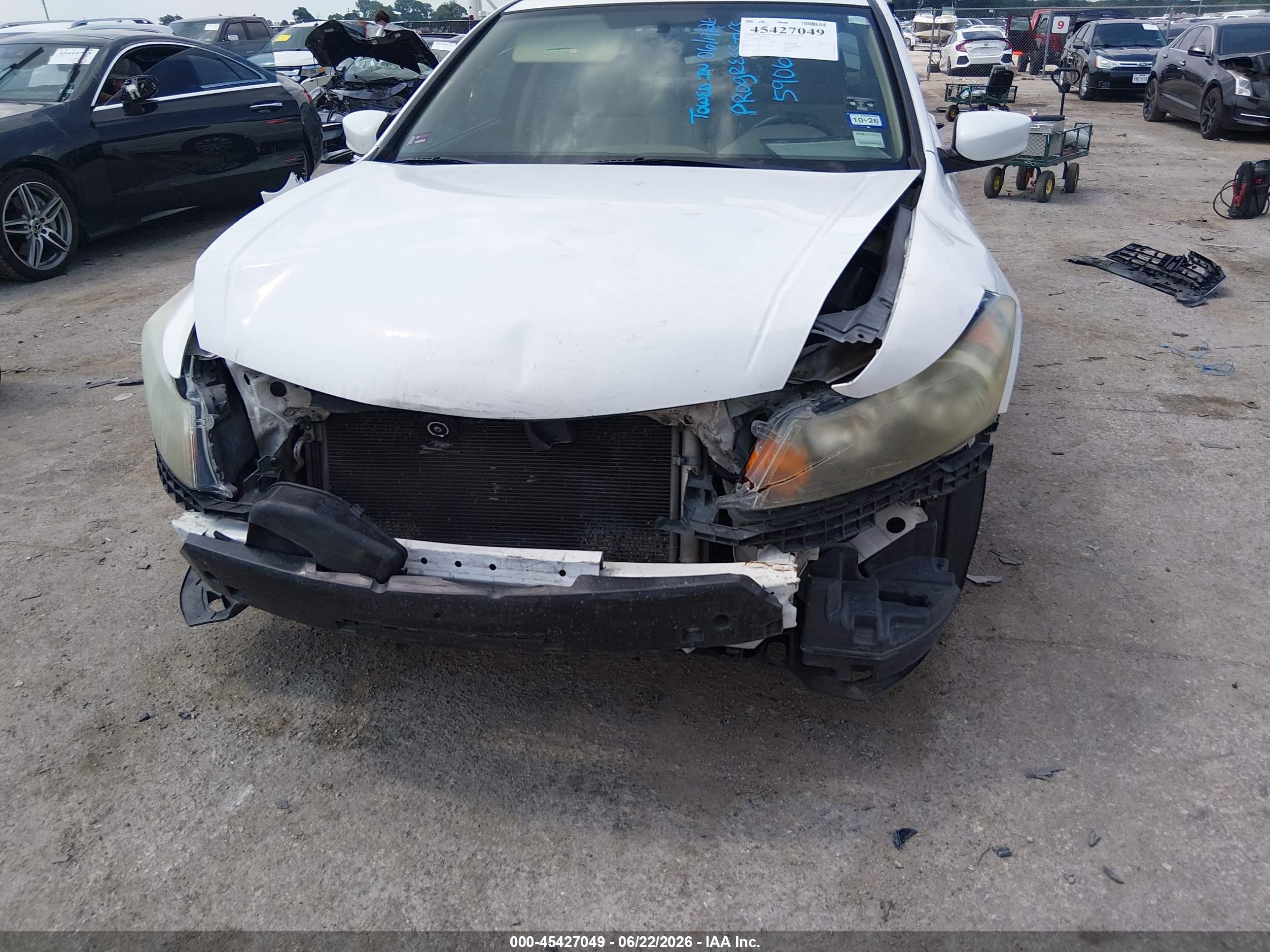 2010 Honda Accord 2.4 Lx Белый vin: 1HGCP2F30AA186304