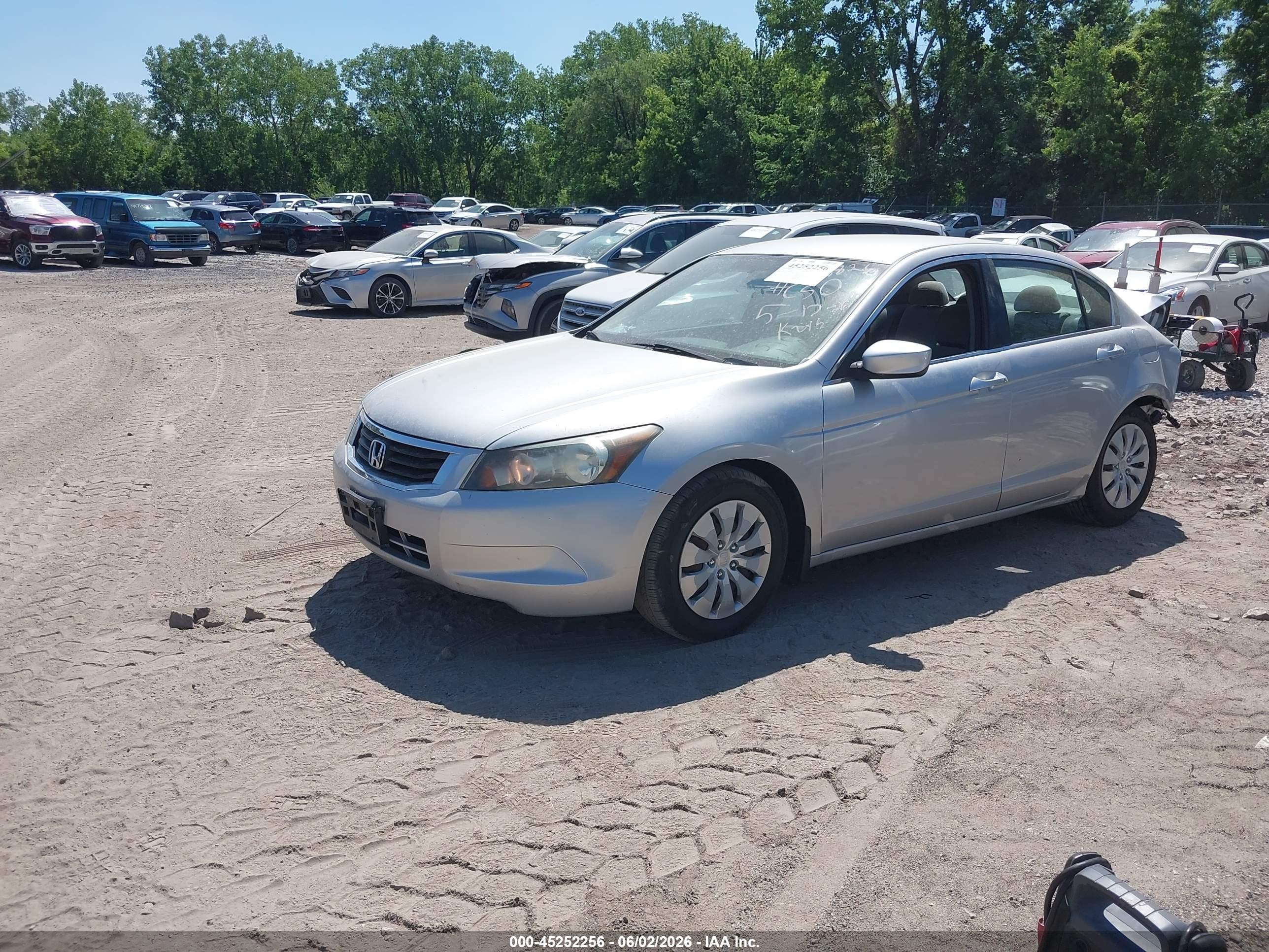 2010 Honda Accord 2.4 Lx Silver vin: 1HGCP2F30AA186691