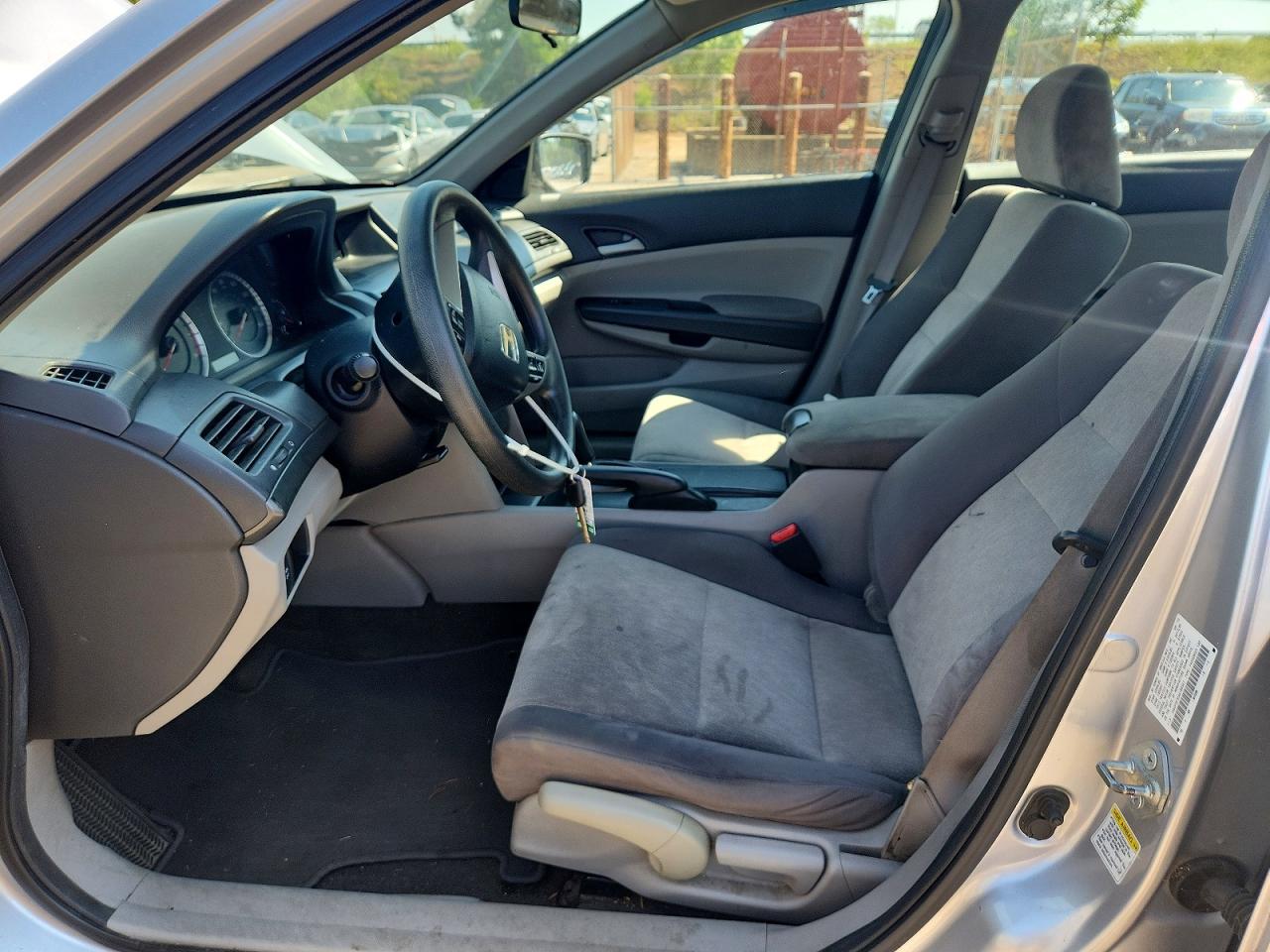 2010 Honda Accord Lx Silver vin: 1HGCP2F30AA189347