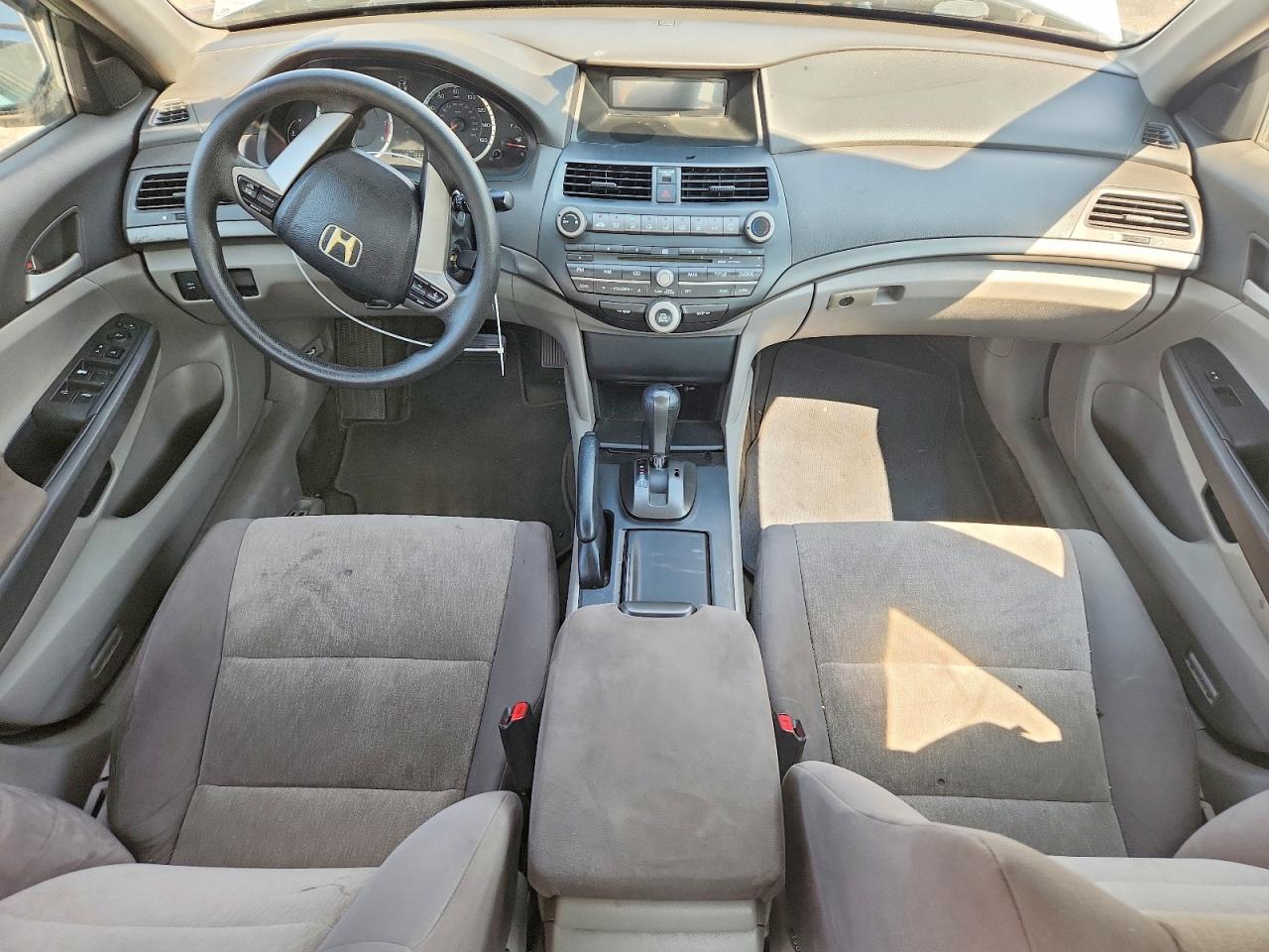 2010 Honda Accord Lx Silver vin: 1HGCP2F30AA189347