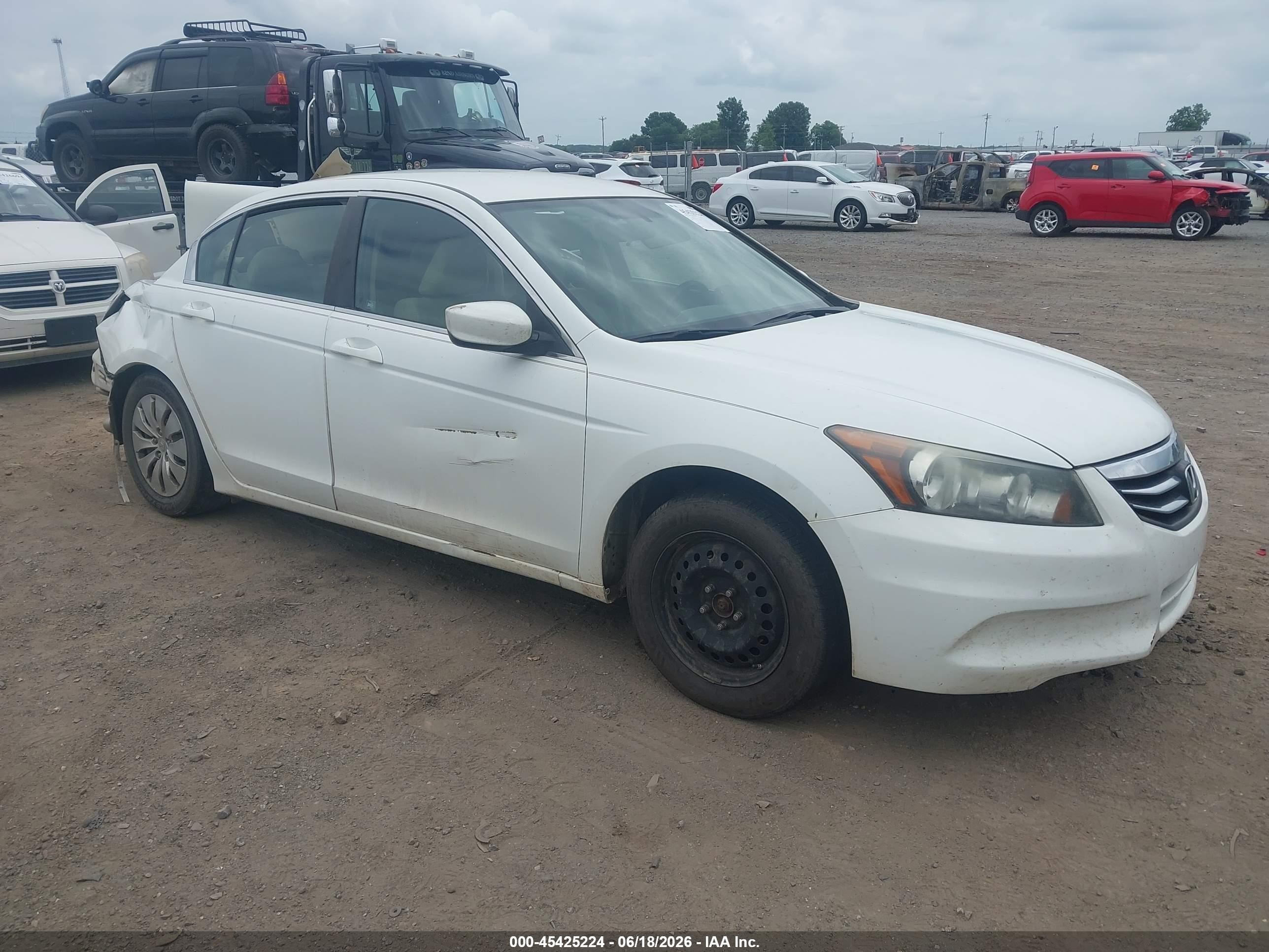 2011 Honda Accord 2.4 Lx White vin: 1HGCP2F30BA052619