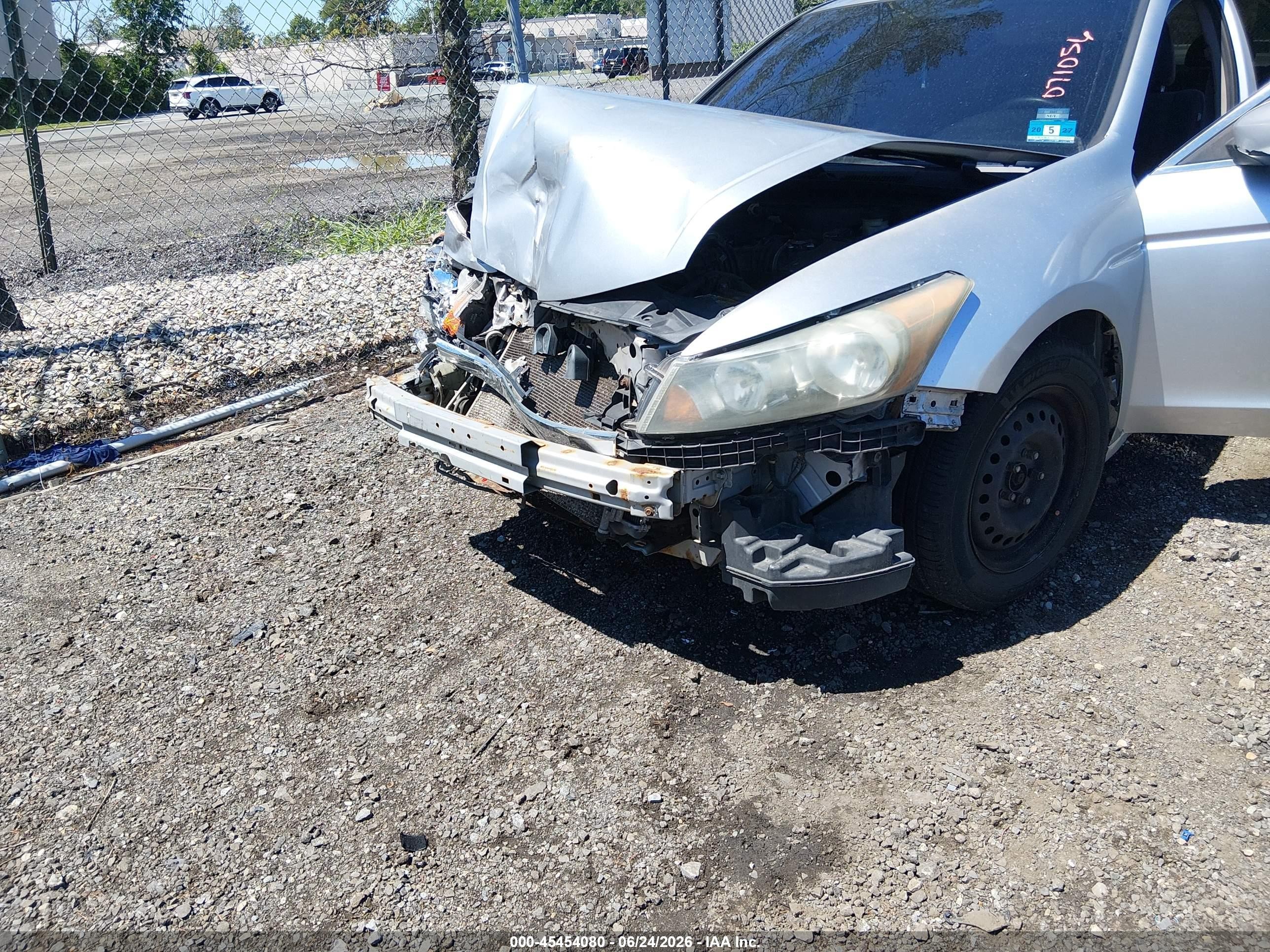 2011 Honda Accord 2.4 Lx Silver vin: 1HGCP2F30BA071056