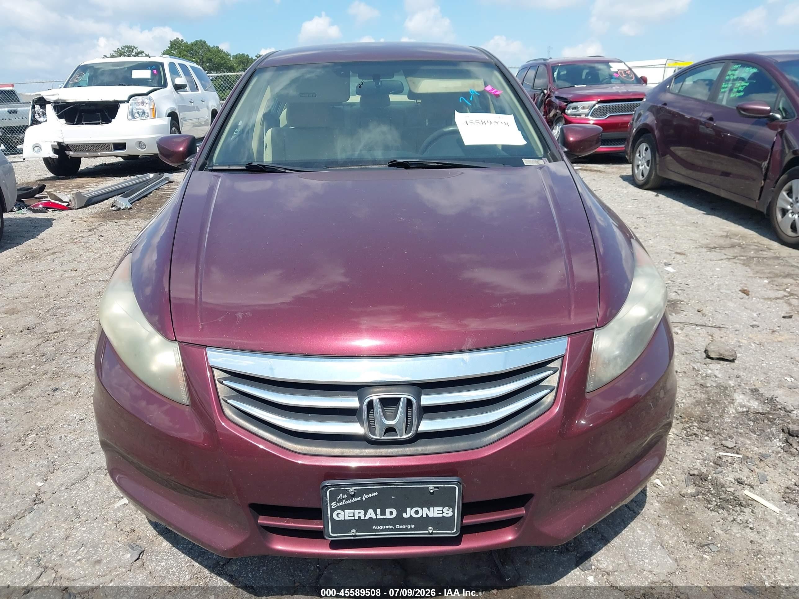 2011 Honda Accord 2.4 Lx Темно-бордовый vin: 1HGCP2F30BA104573