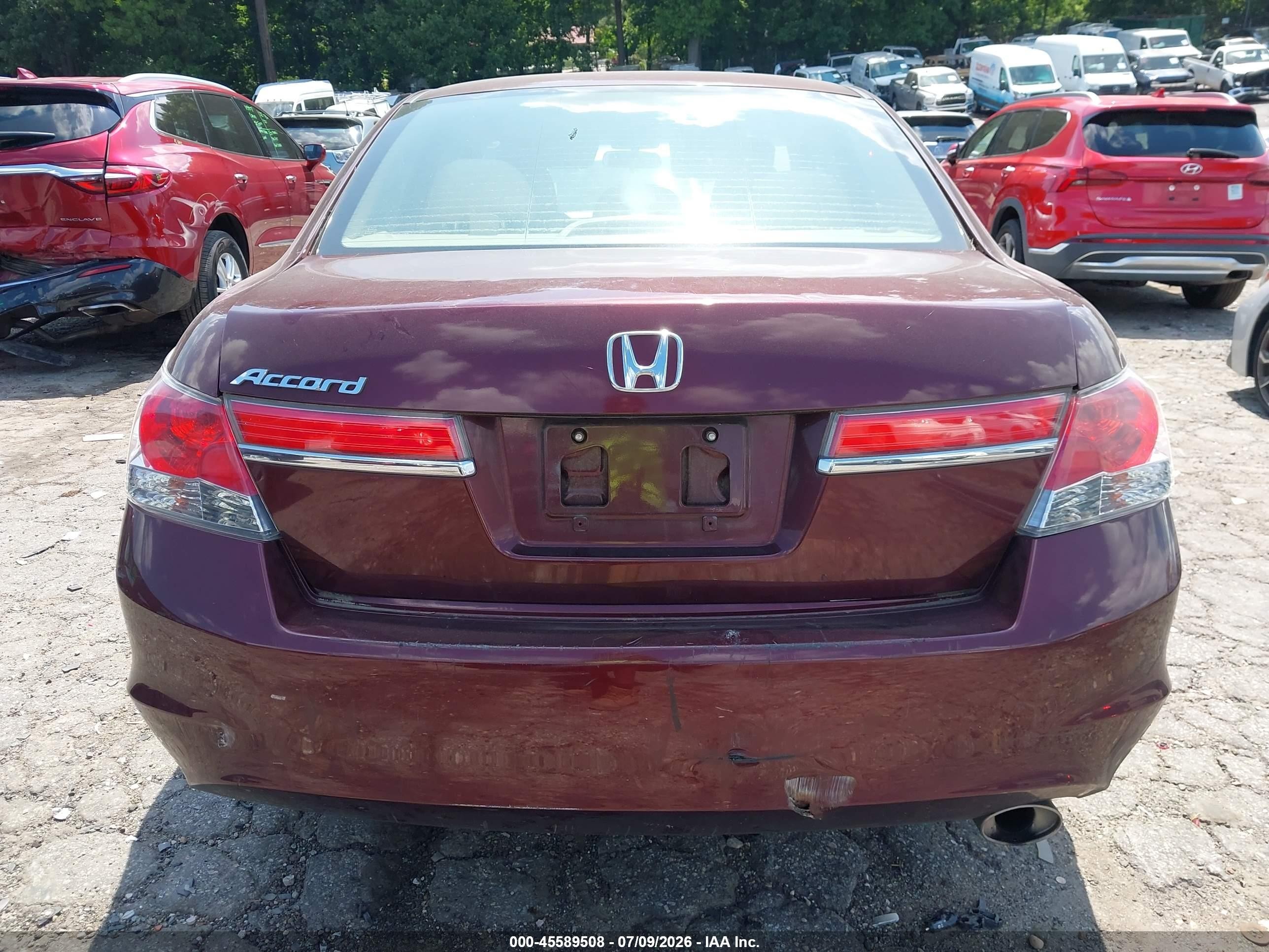 2011 Honda Accord 2.4 Lx Темно-бордовый vin: 1HGCP2F30BA104573