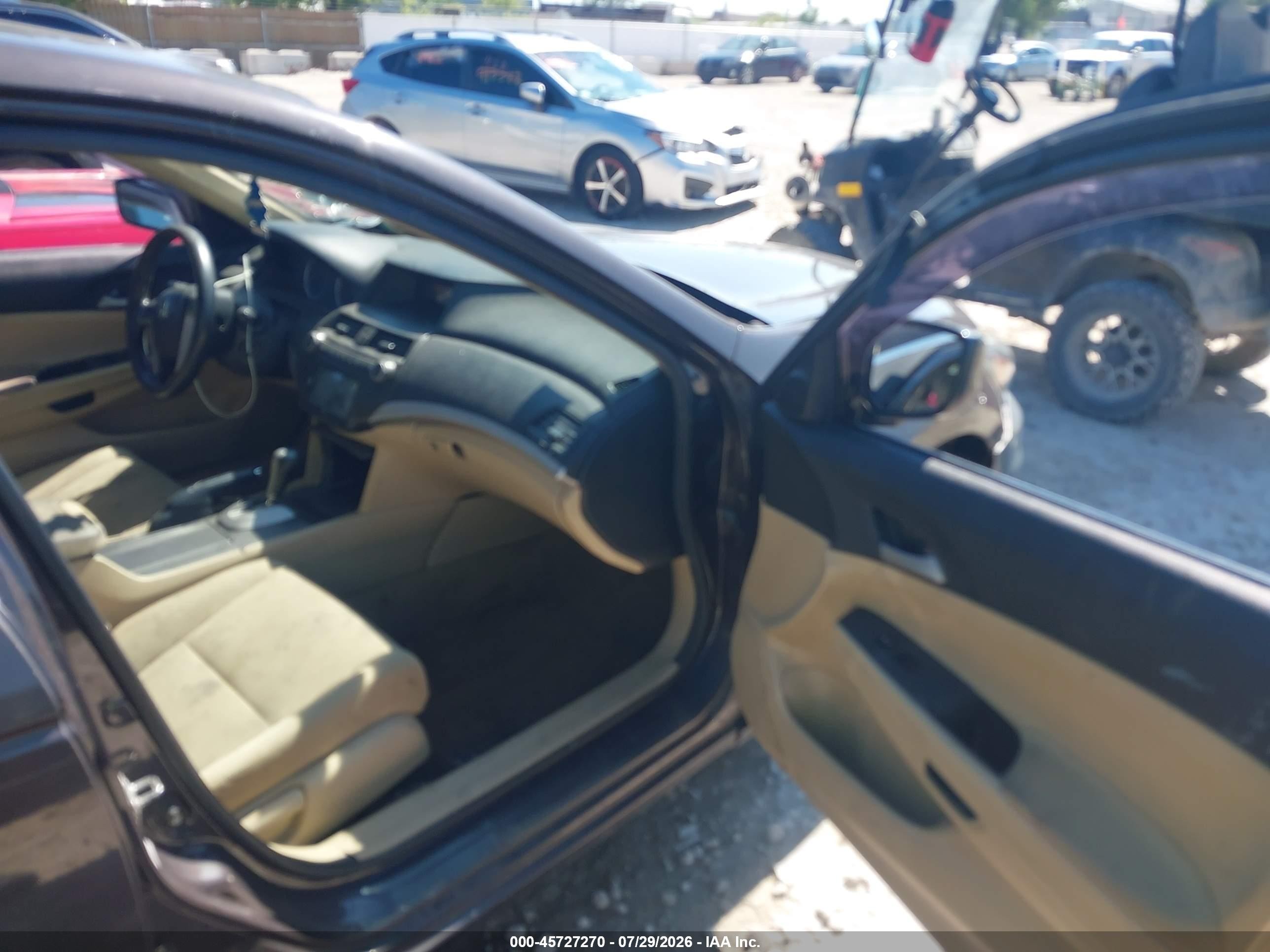 2011 Honda Accord 2.4 Lx Коричневый vin: 1HGCP2F30BA154017