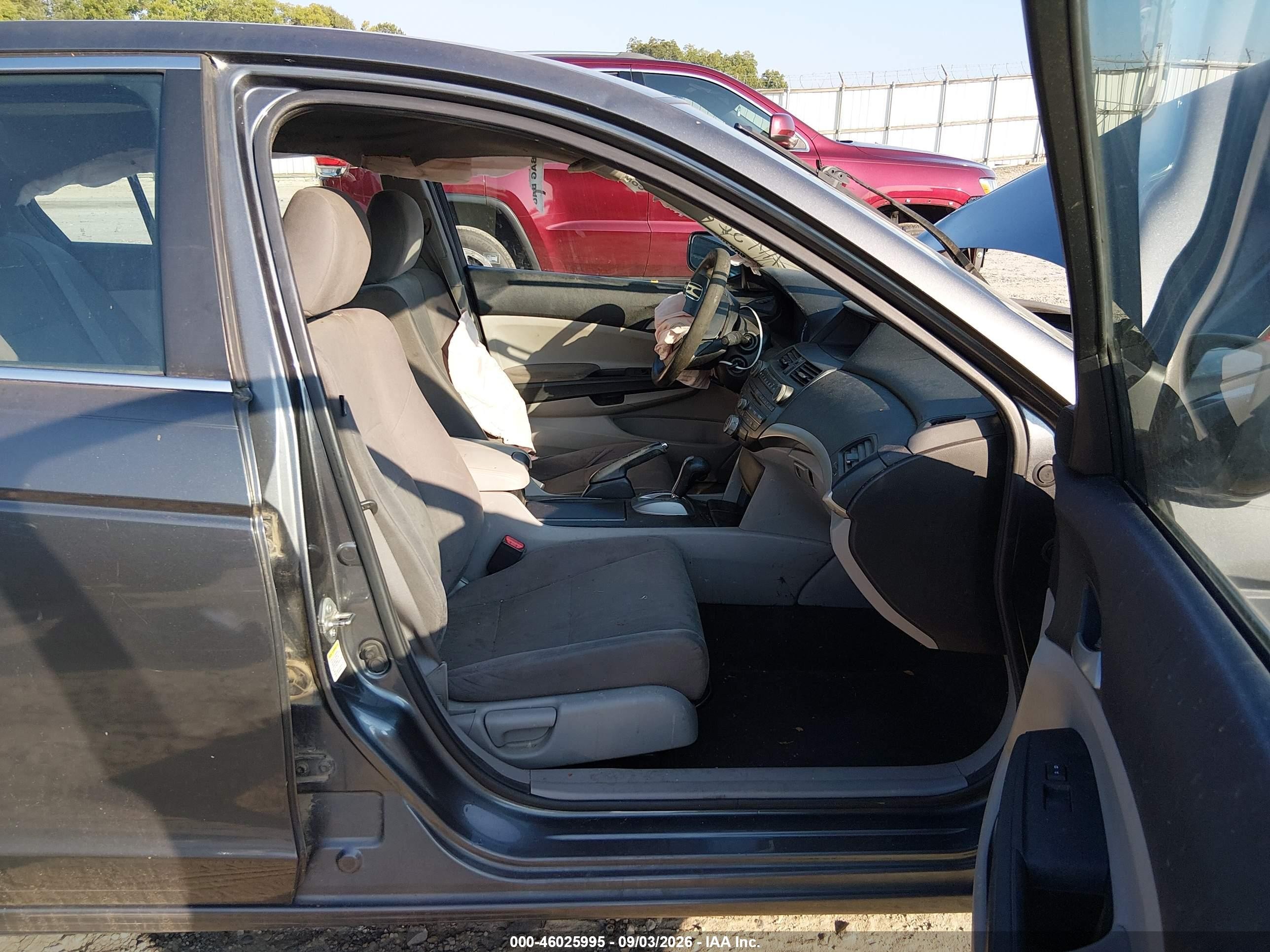 2012 Honda Accord 2.4 Lx Серый vin: 1HGCP2F30CA000635