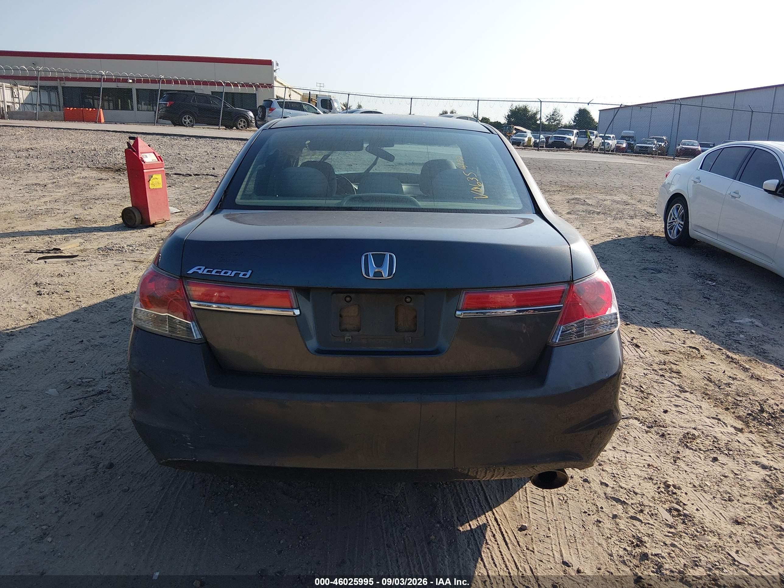 2012 Honda Accord 2.4 Lx Серый vin: 1HGCP2F30CA000635