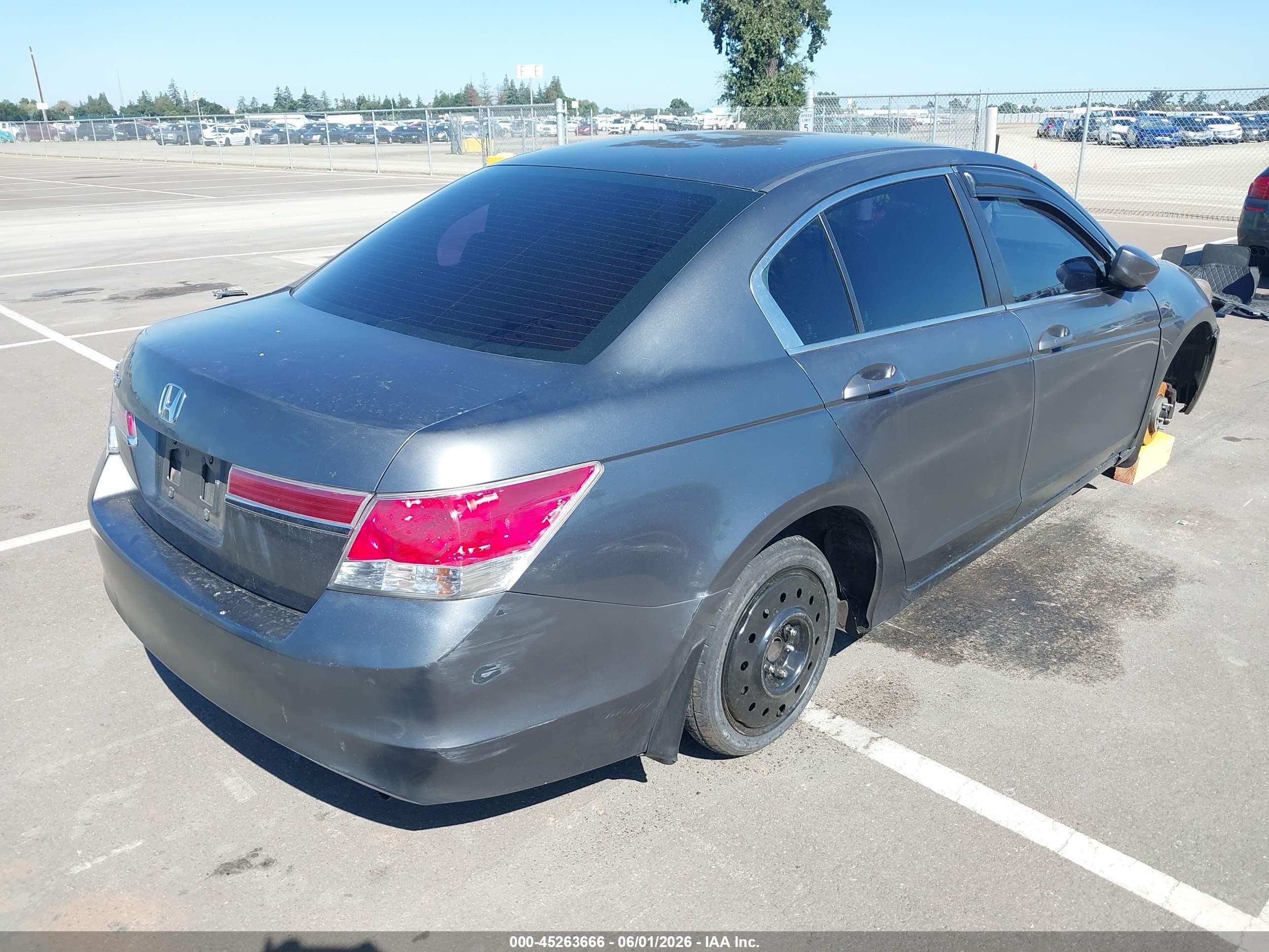 2012 Honda Accord 2.4 Lx Gray vin: 1HGCP2F30CA039645