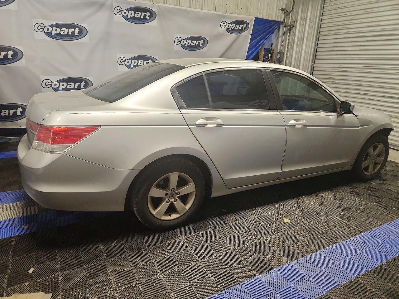 2012 Honda Accord Lx Silver vin: 1HGCP2F30CA073326