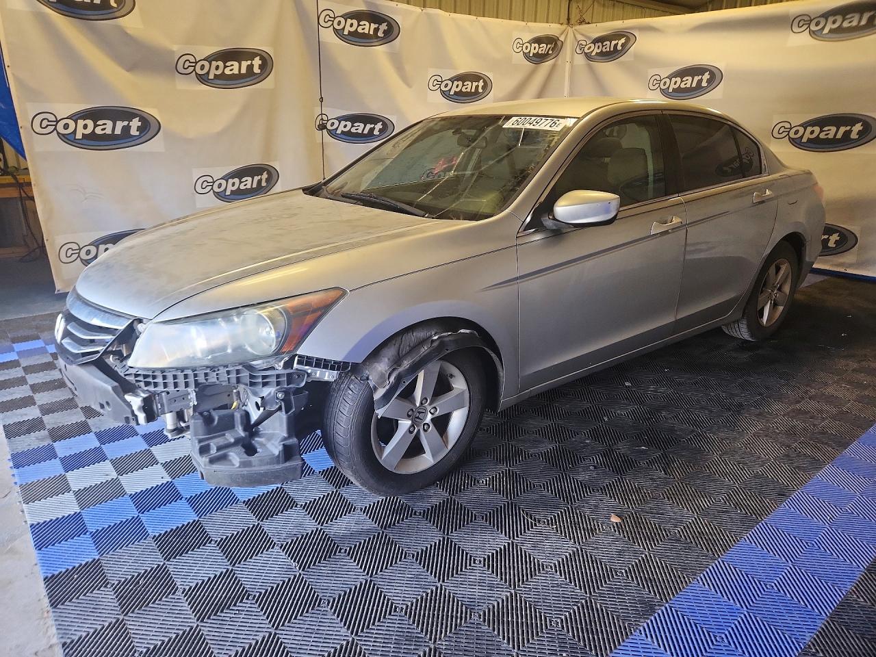 2012 Honda Accord Lx Silver vin: 1HGCP2F30CA073326