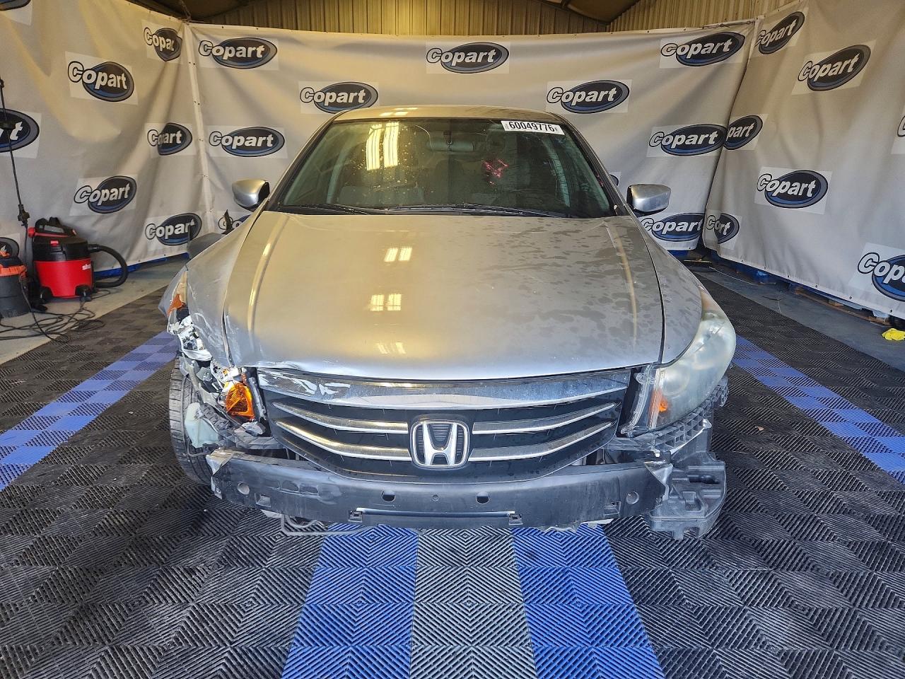 2012 Honda Accord Lx Silver vin: 1HGCP2F30CA073326