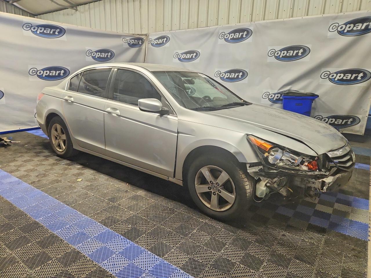 2012 Honda Accord Lx Silver vin: 1HGCP2F30CA073326