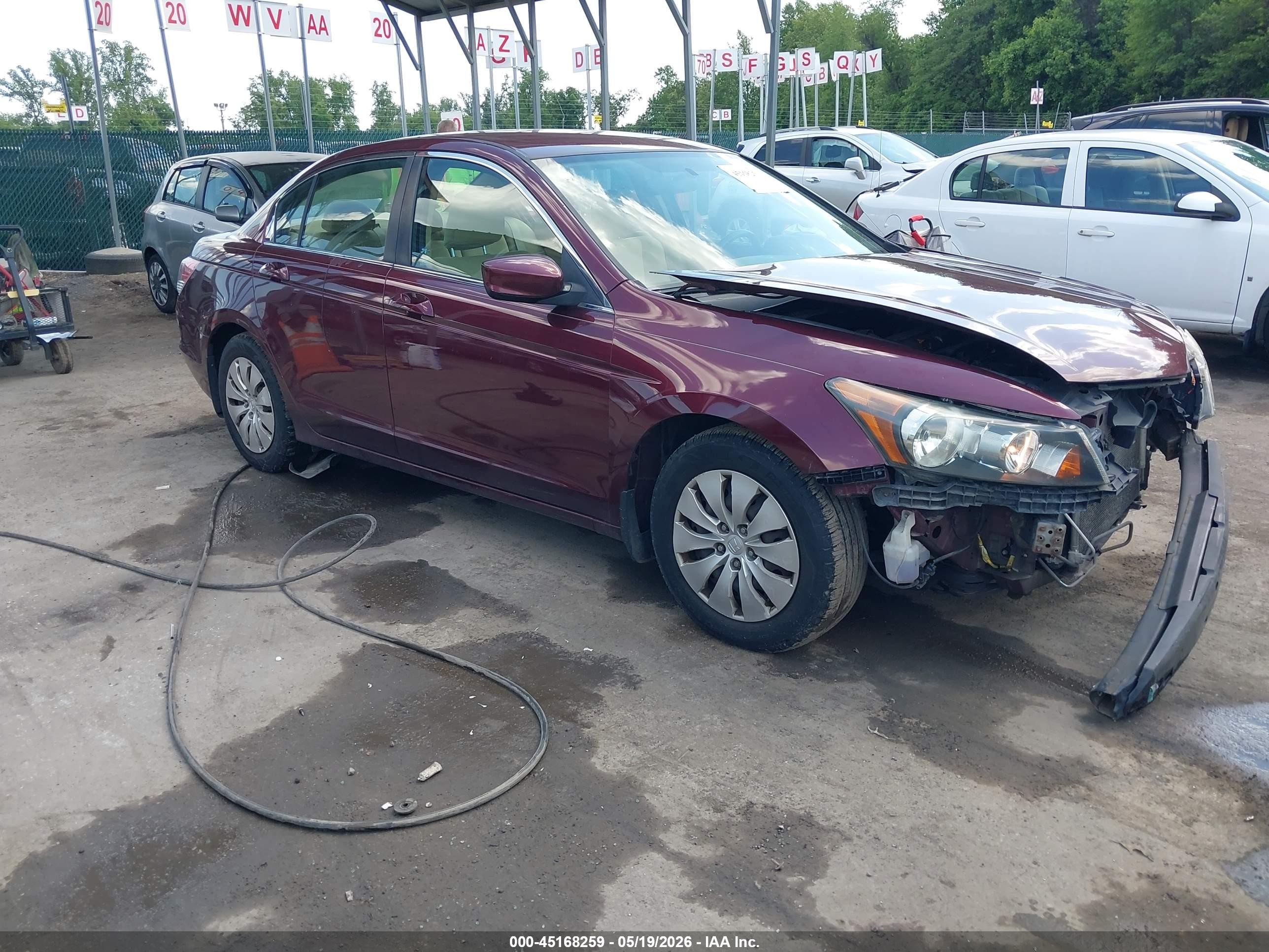 1HGCP2F30CA179632