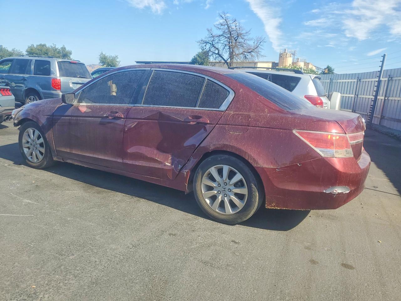 2012 Honda Accord Lx Burgundy vin: 1HGCP2F30CA237352