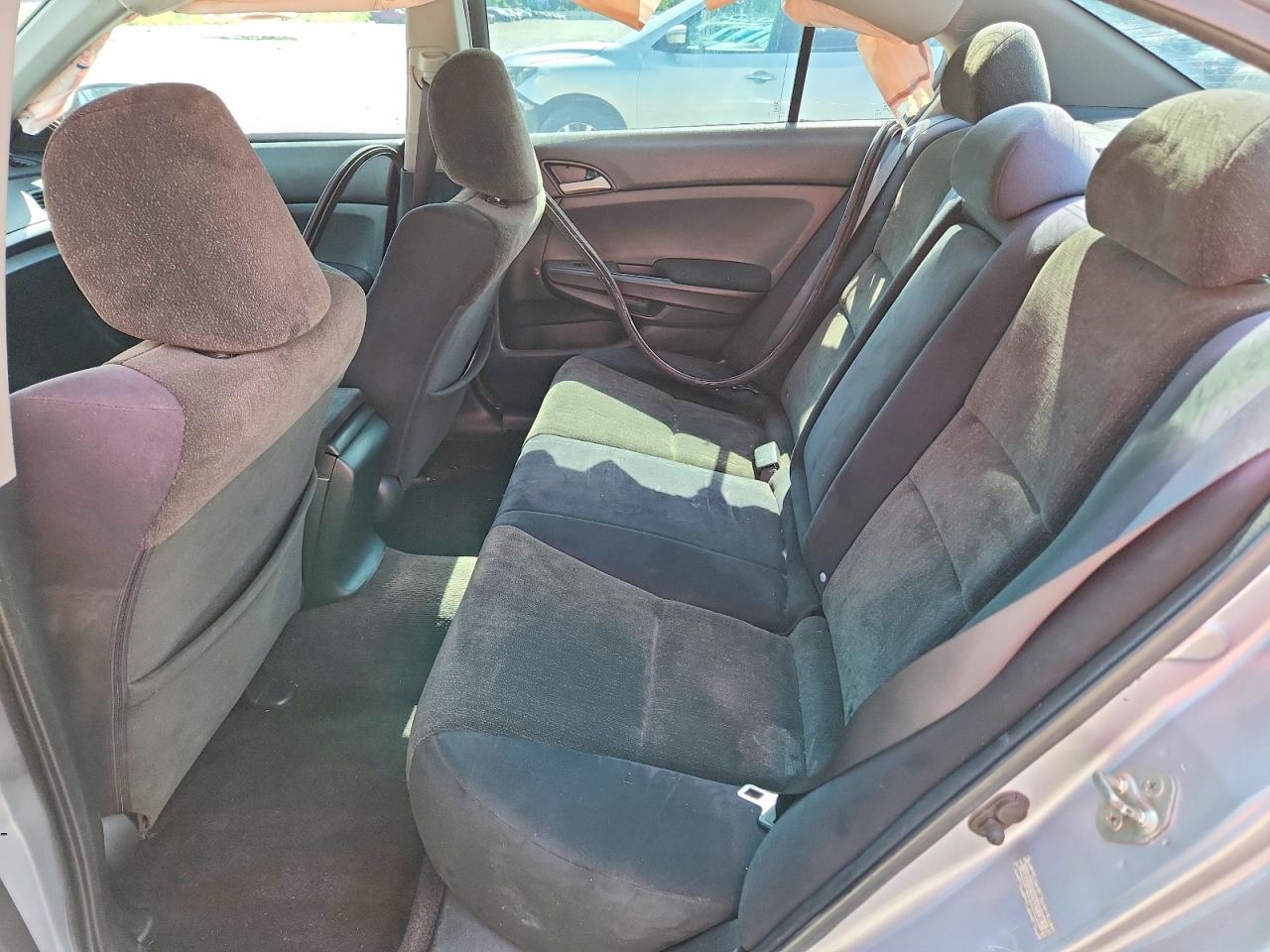 2010 Honda Accord Lx Silver vin: 1HGCP2F31AA011267