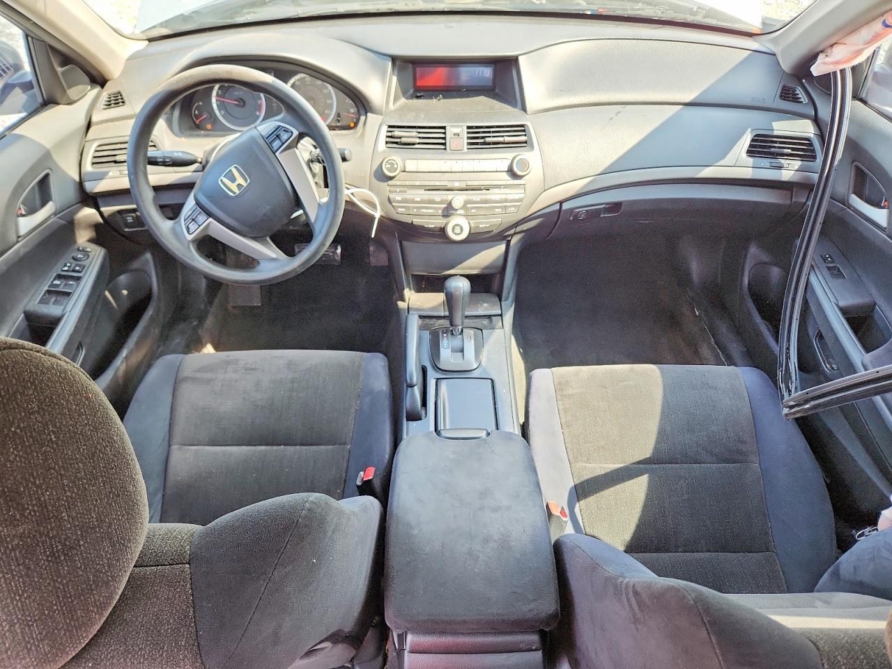 2010 Honda Accord Lx Silver vin: 1HGCP2F31AA011267