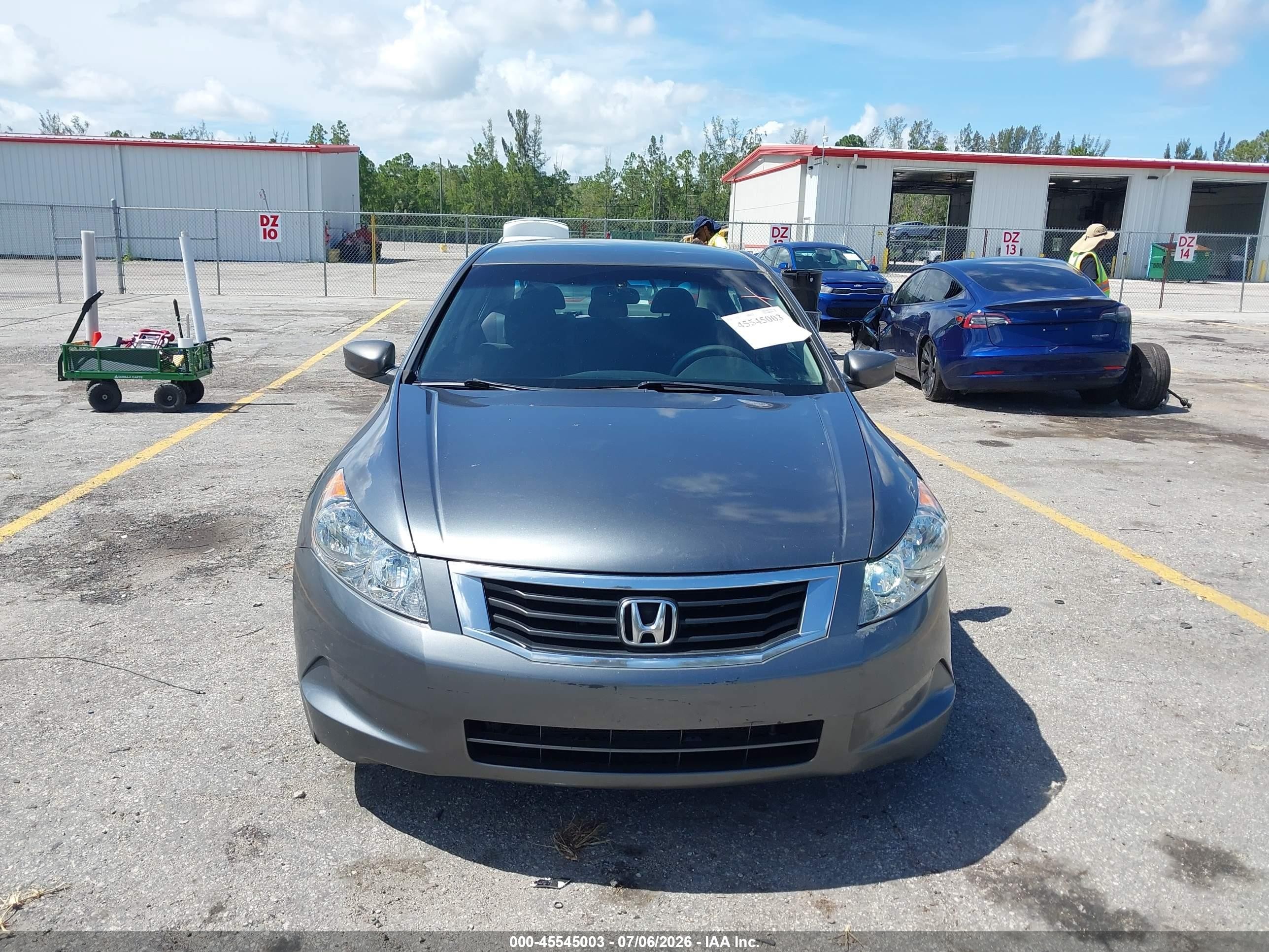 2010 Honda Accord 2.4 Lx Gray vin: 1HGCP2F31AA023192