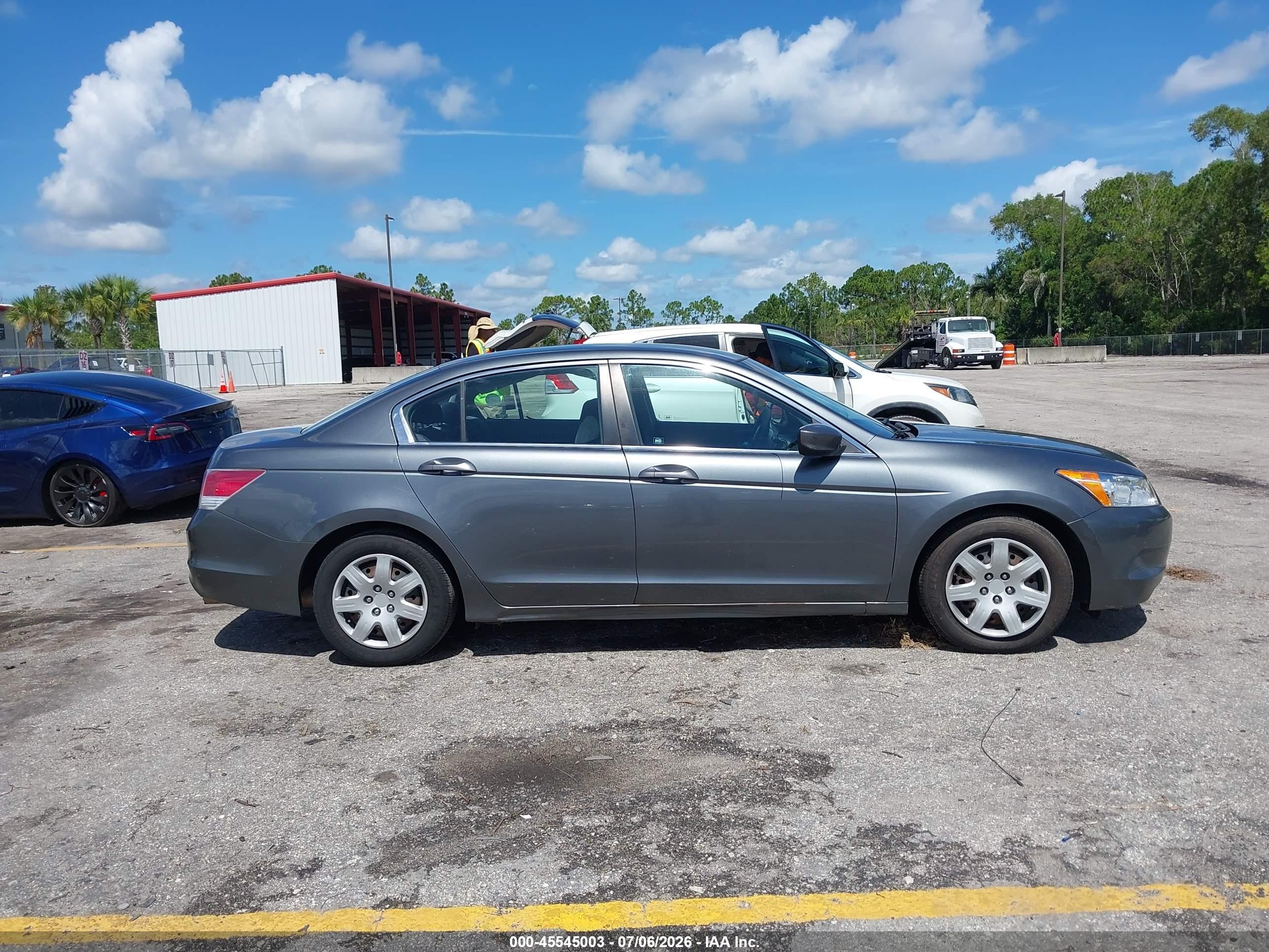 2010 Honda Accord 2.4 Lx Gray vin: 1HGCP2F31AA023192