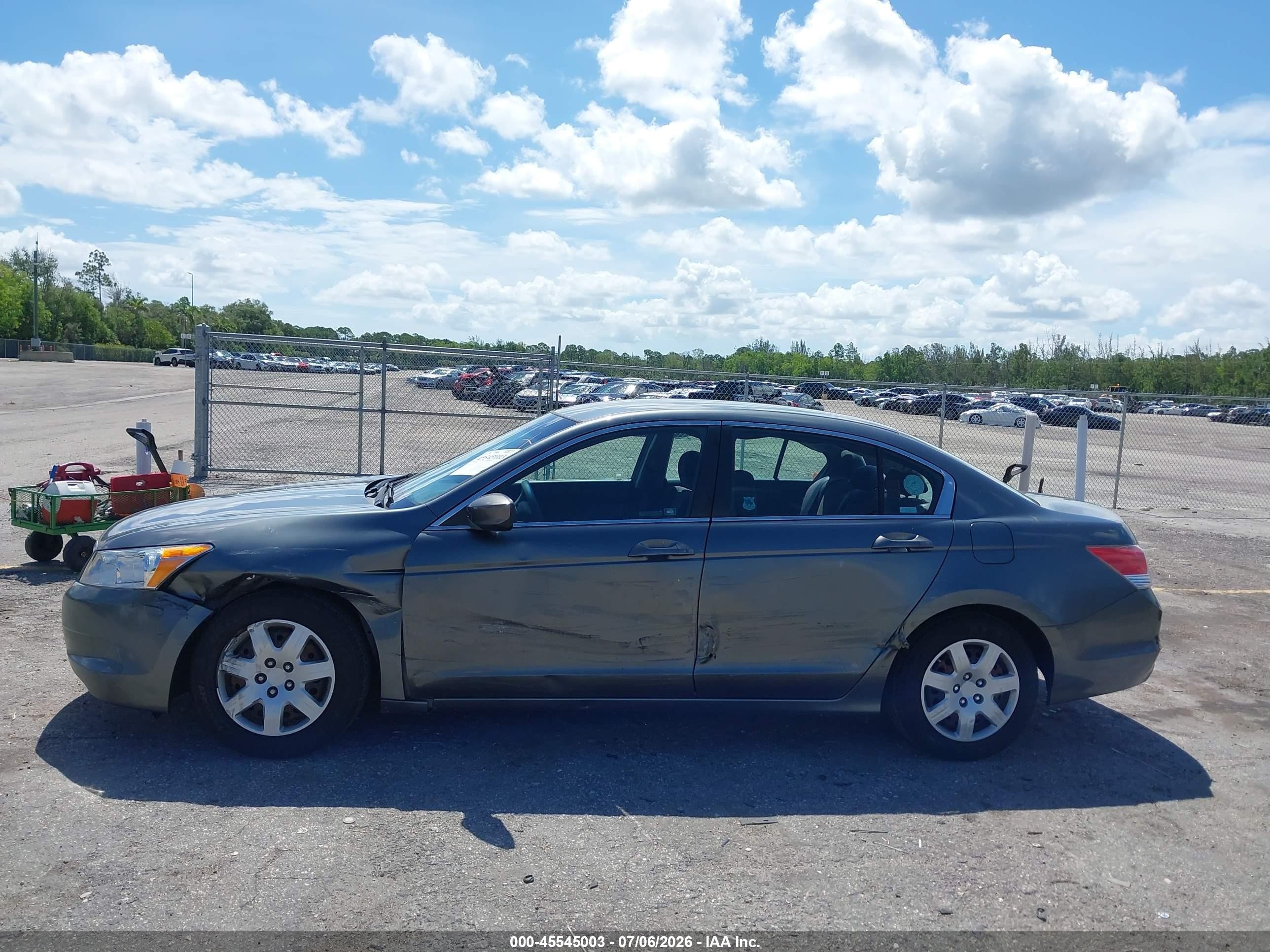 2010 Honda Accord 2.4 Lx Gray vin: 1HGCP2F31AA023192