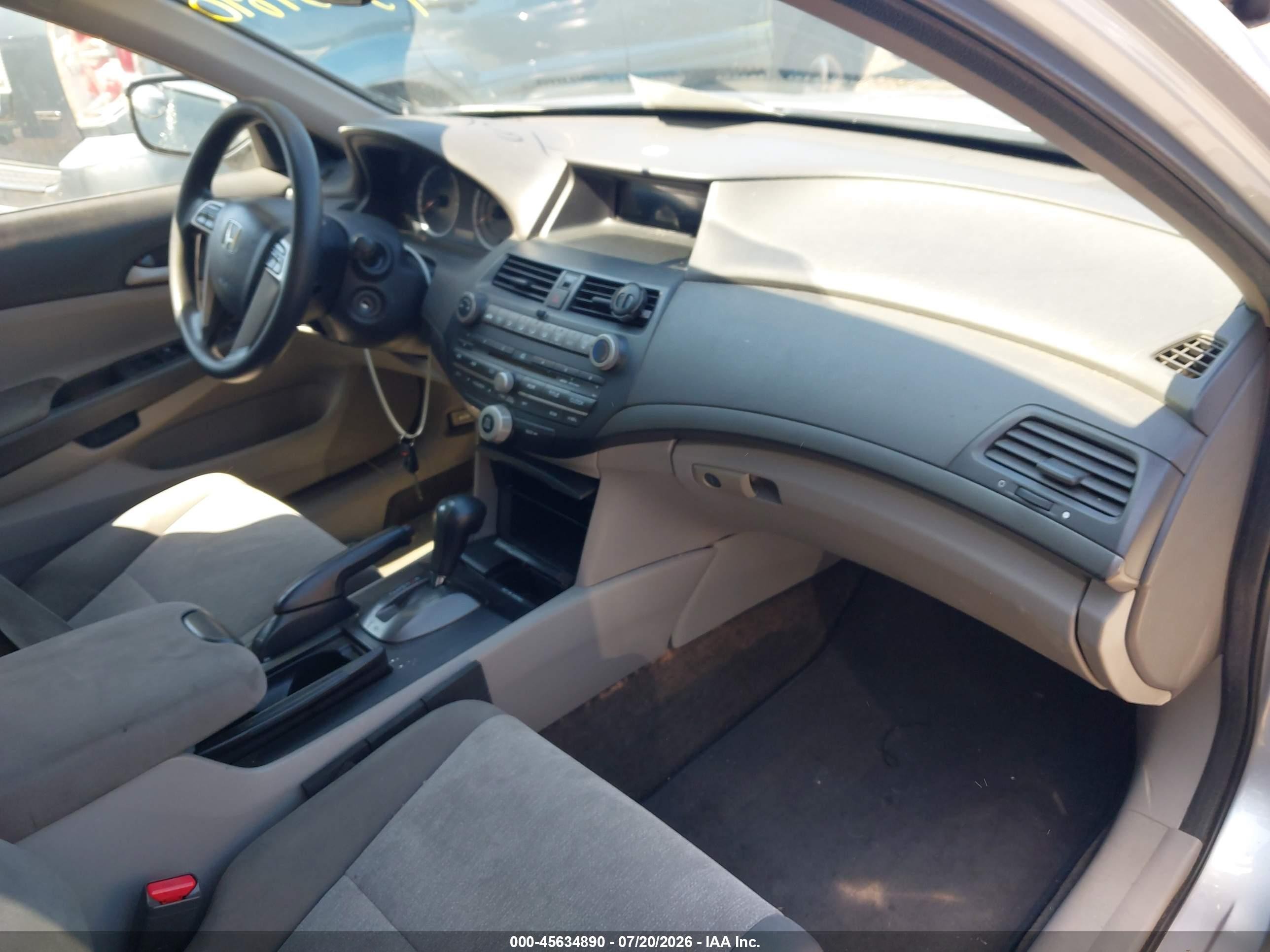 2010 Honda Accord 2.4 Lx Серебряный vin: 1HGCP2F31AA078239