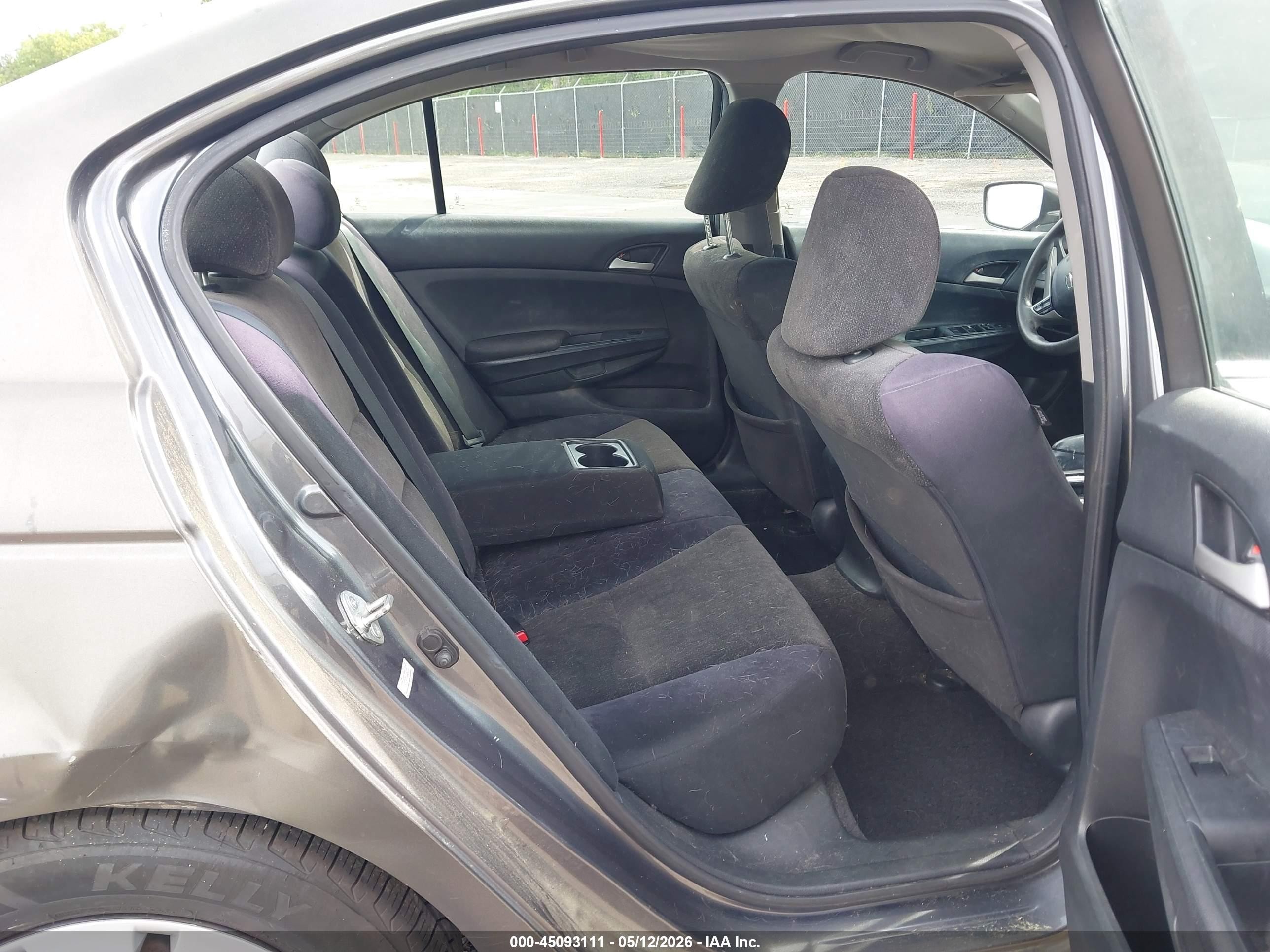 2010 Honda Accord 2.4 Lx Gray vin: 1HGCP2F31AA083361