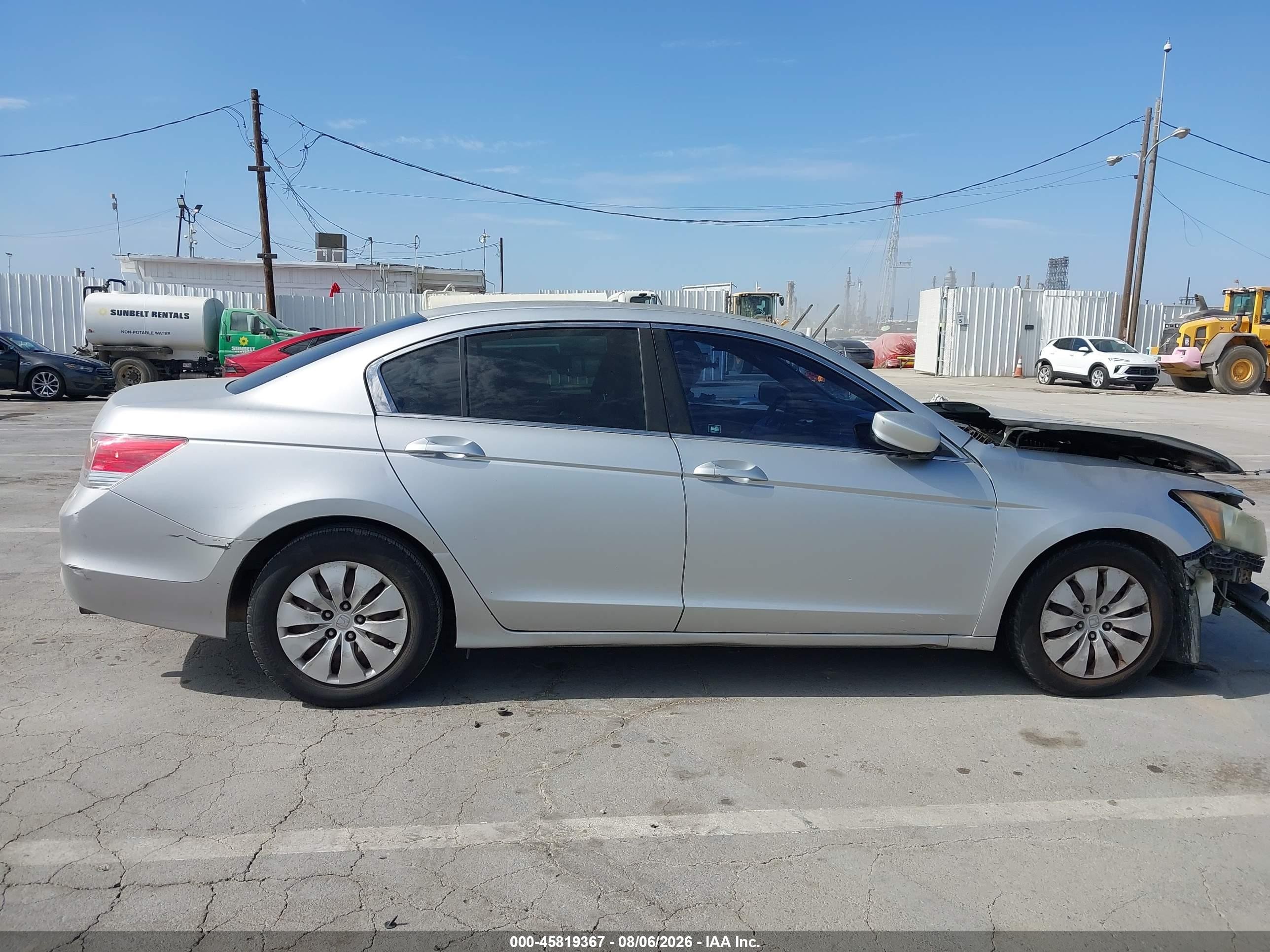 2010 Honda Accord 2.4 Lx Silver vin: 1HGCP2F31AA121459