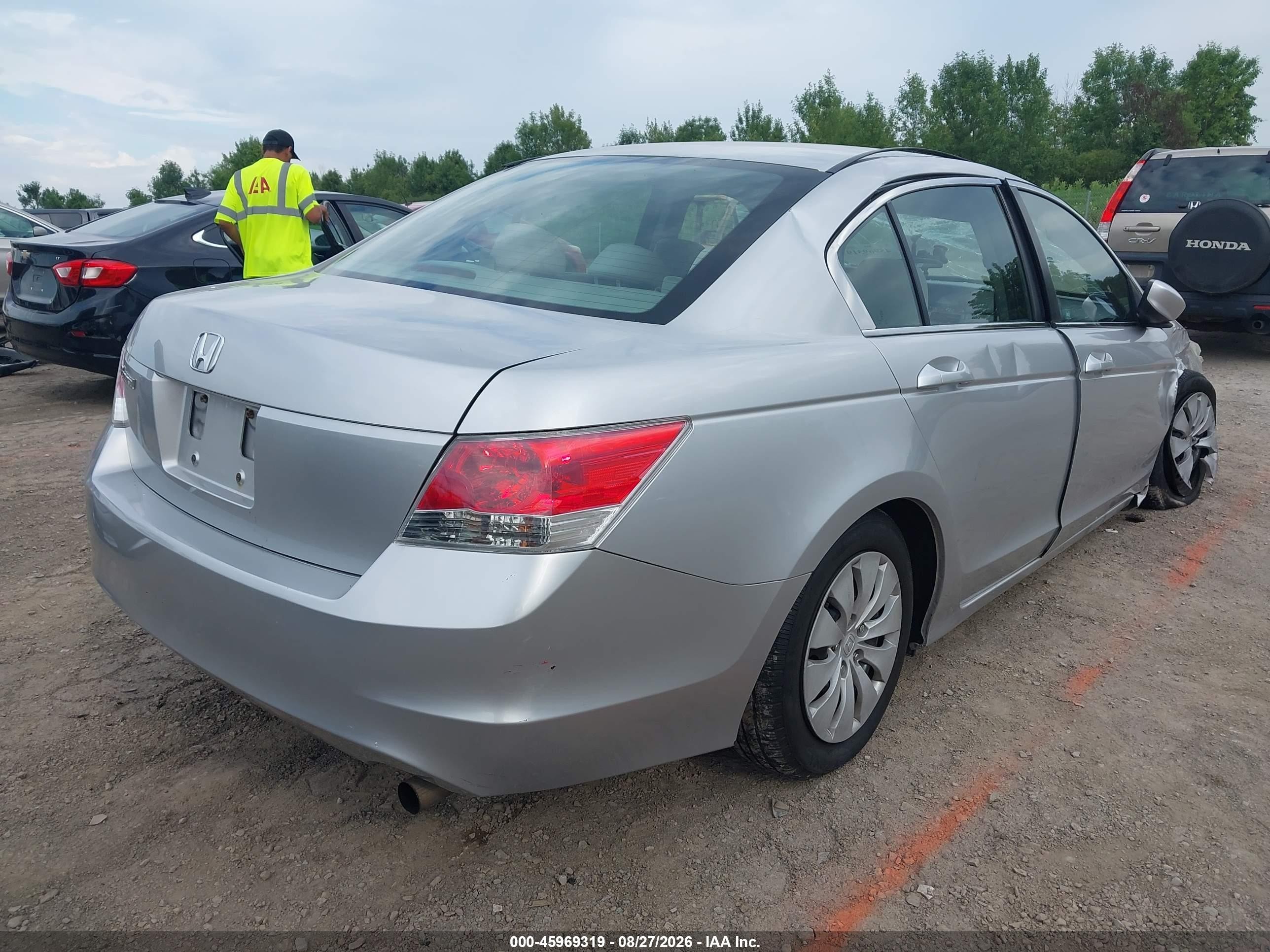 2010 Honda Accord 2.4 Lx Silver vin: 1HGCP2F31AA136396